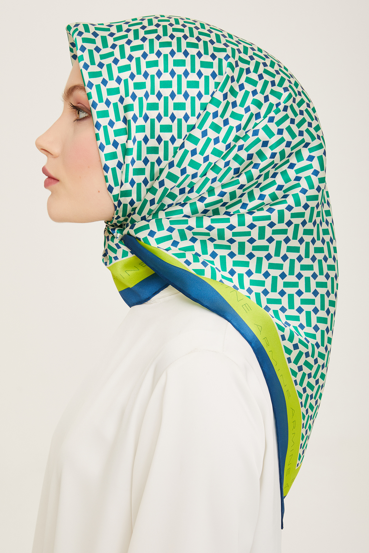 روسری زنانه آرمینه | E24YA9151D01 Armine - Image 2