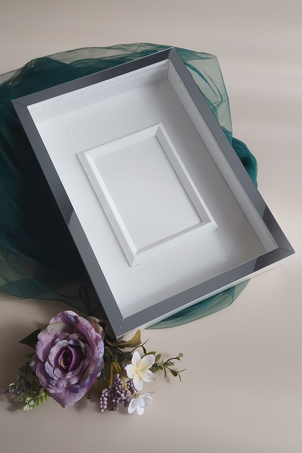 hobicehayaller-25x35 Memory Frame with Photo Section!Triangle Slatted Rose Boxes 5