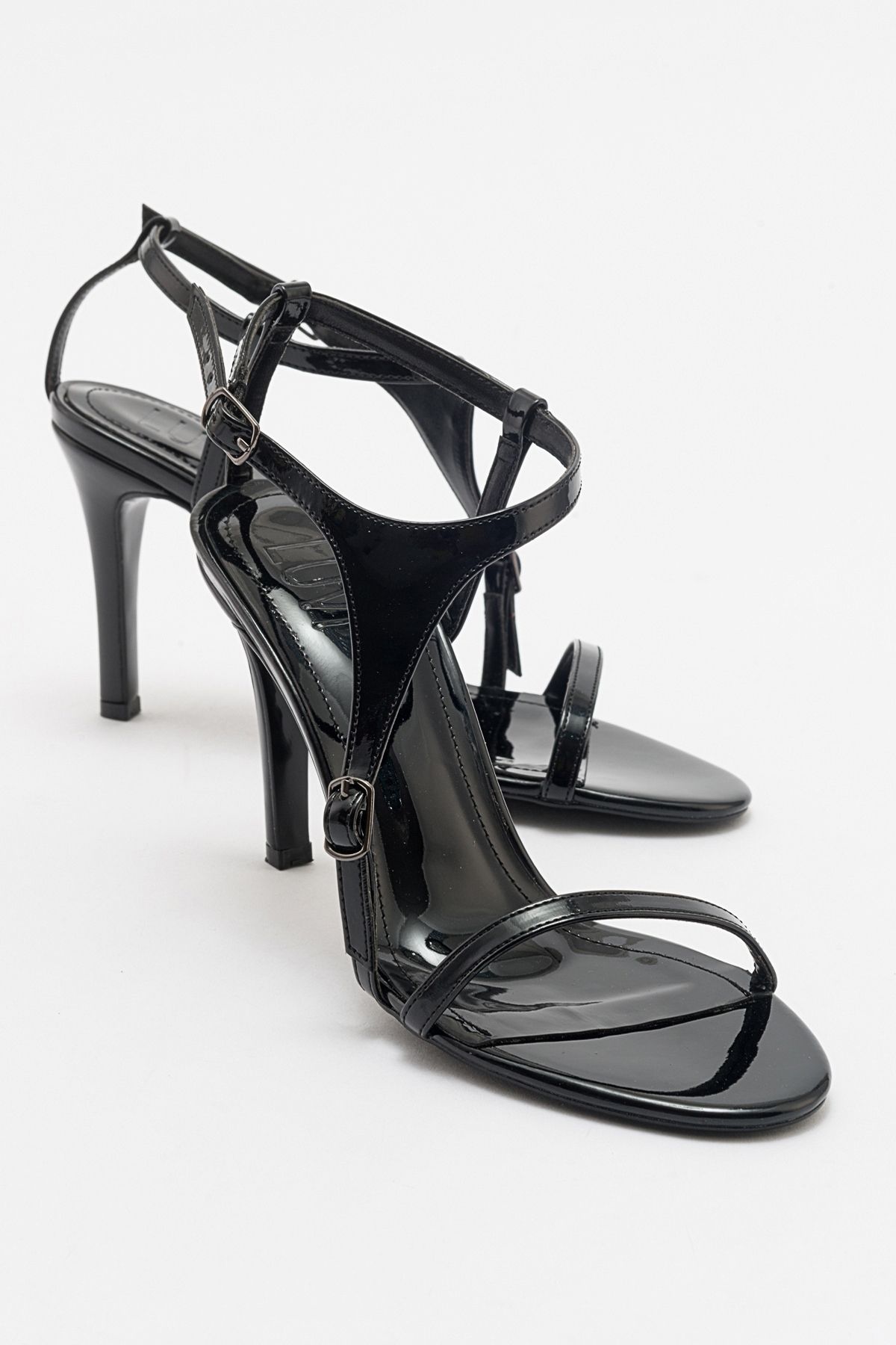 کفش های پاشنه نازک زنانه چرمی مشکی MOLDE luvishoes