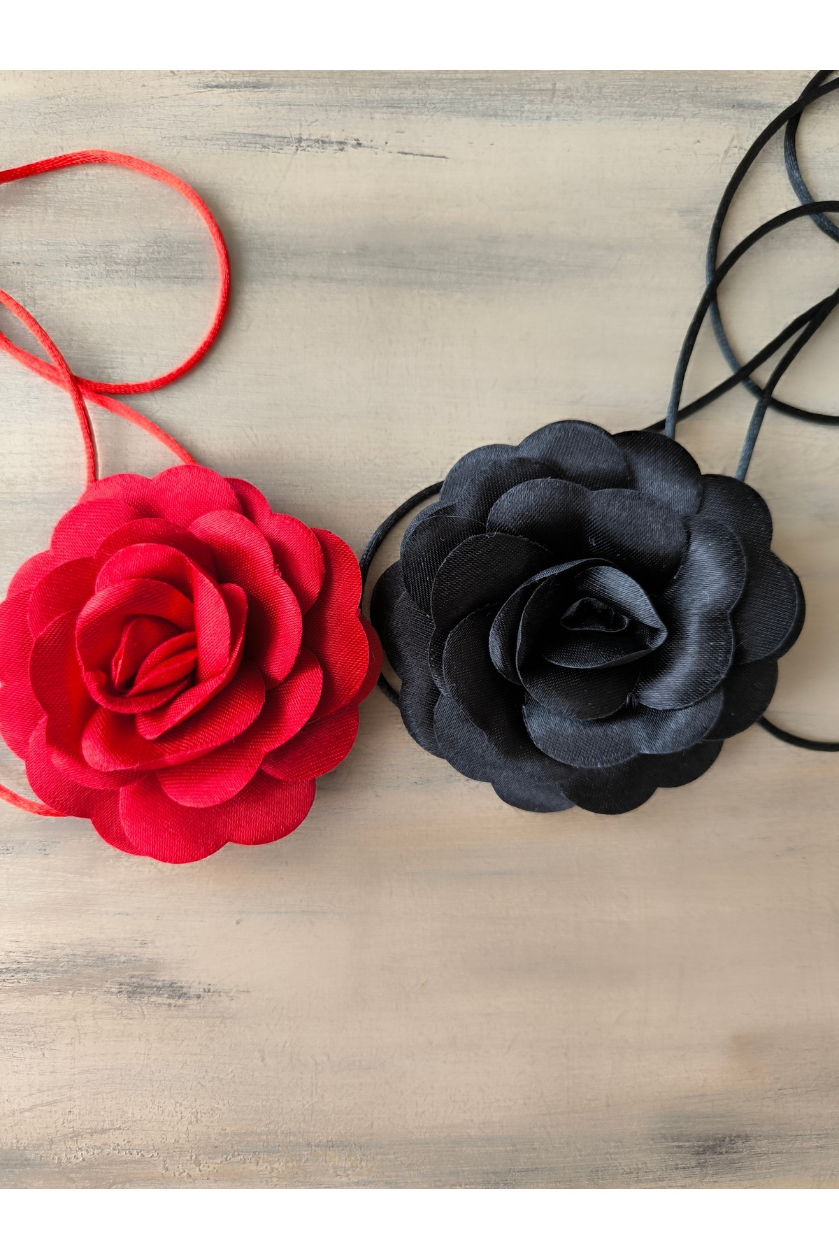 Necklace/Choker Necklace/Lace Up Satin Rose Necklace (set of 2)