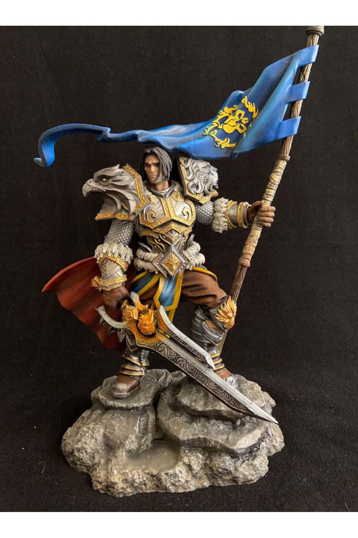 YILDIRIM AVANGART-World of Warcraft Varian Wrynn Figure WOW Varian Wrynn Object 25CM Large Size 6