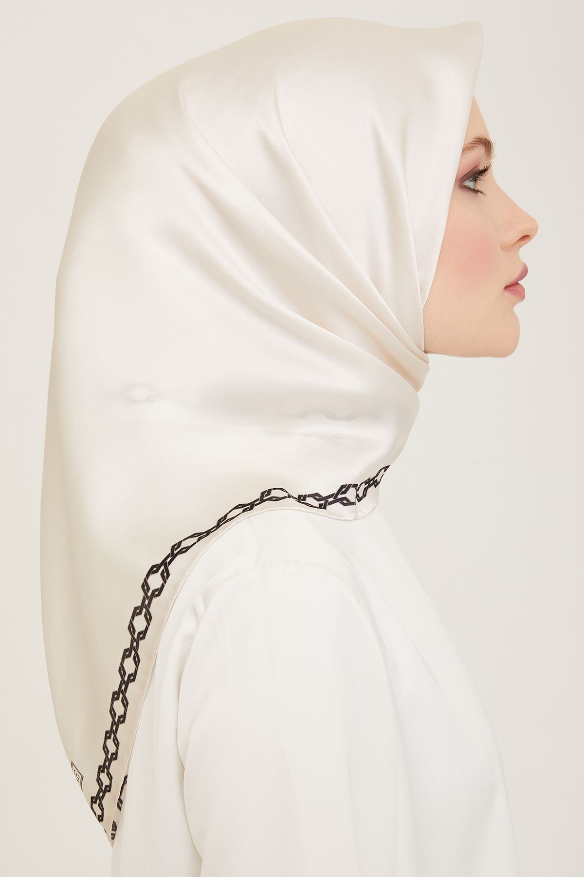 Armine-EșARFĂ DE MĂTASE ARMINE 9154D (TWİLL) 3
