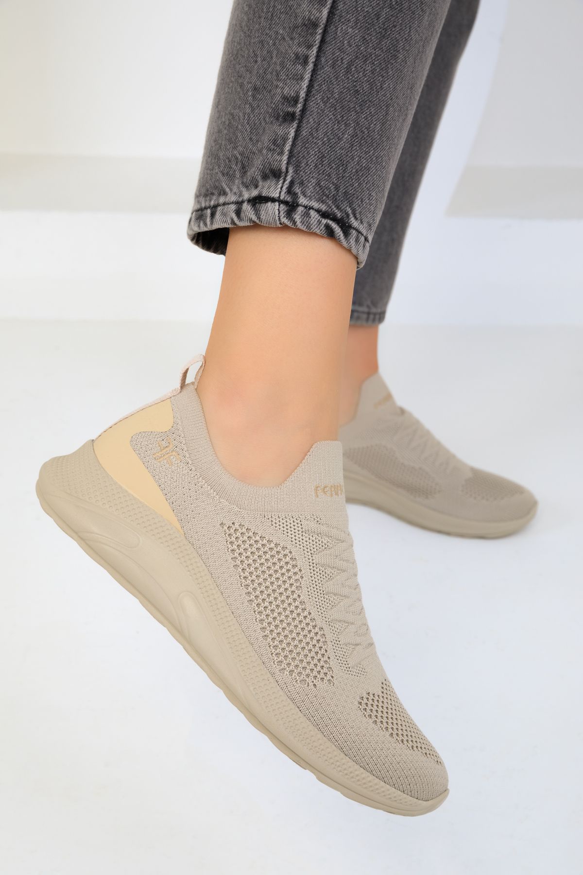 SOHO-Beige Damen Sneakers 16979 5