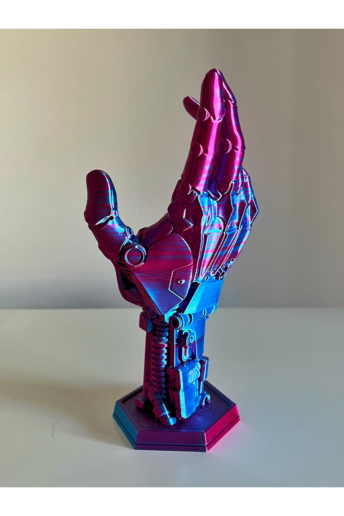 Robot Eli Şeklinde Dekoratif Kol Tutucu, Xbox / PS4 / PS5 Uyumlu, Joystick Kumanda Standı 5