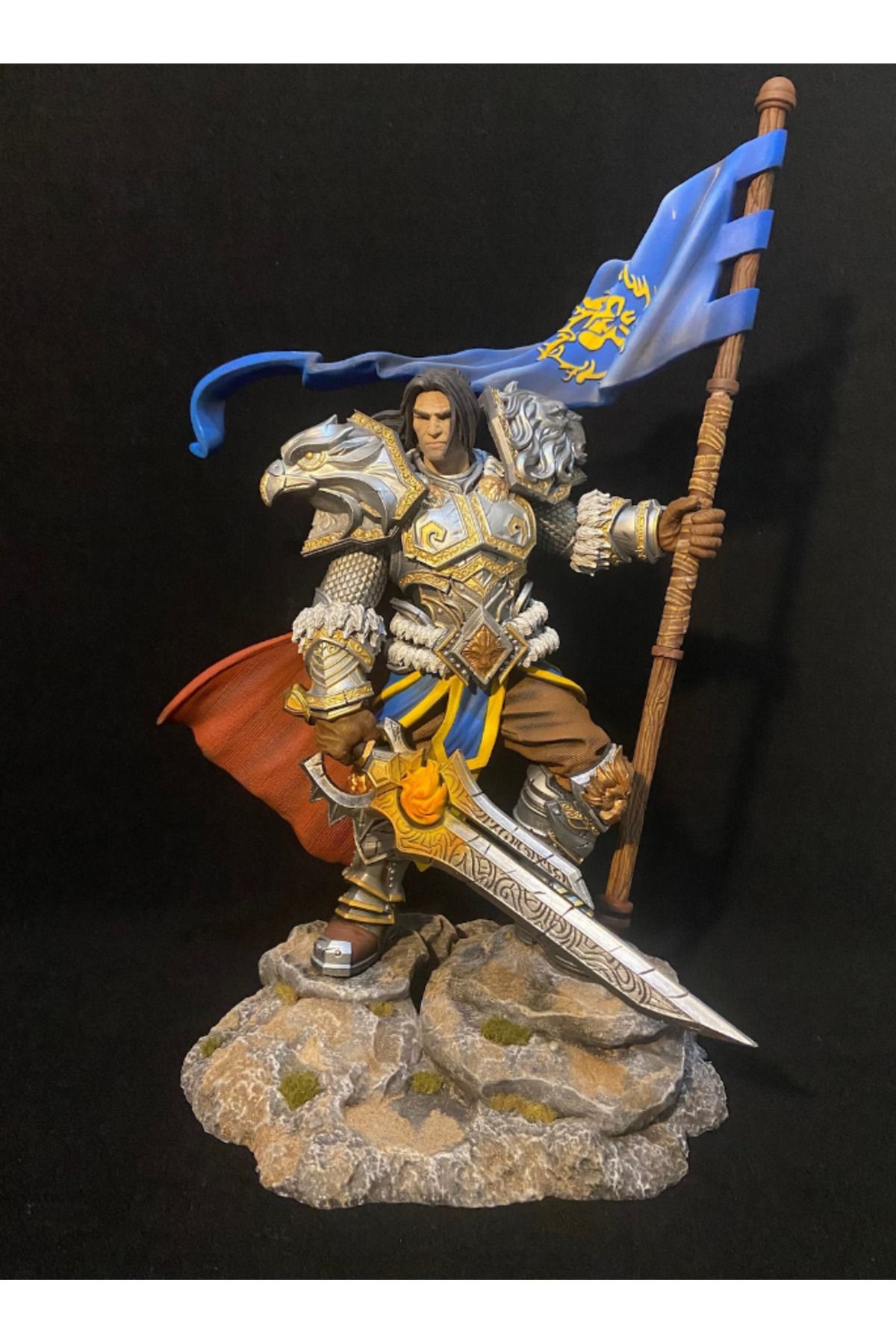 YILDIRIM AVANGART-World of Warcraft Varian Wrynn Figure WOW Varian Wrynn Object 25CM Large Size 2
