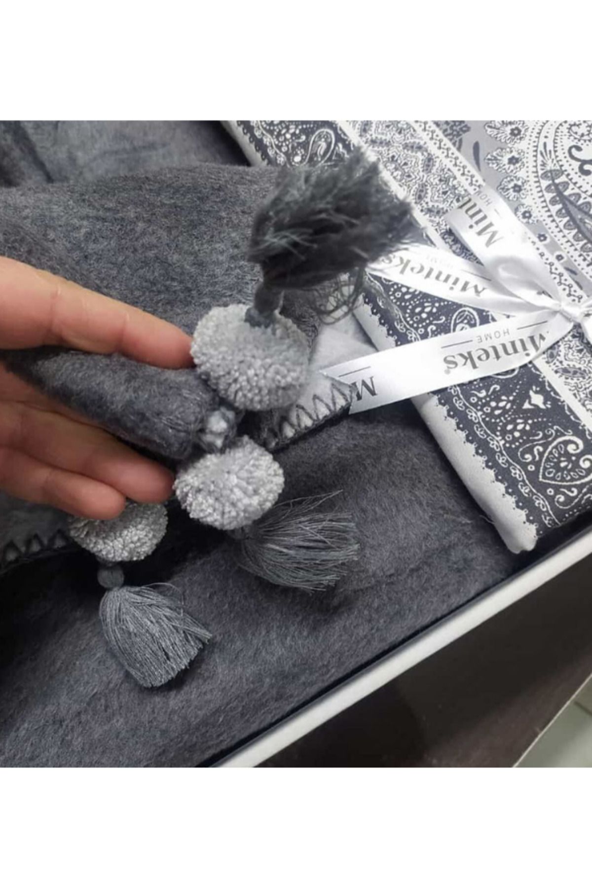 serev-Minteks Ecosse Lavita Blanket Set (Grey) 2