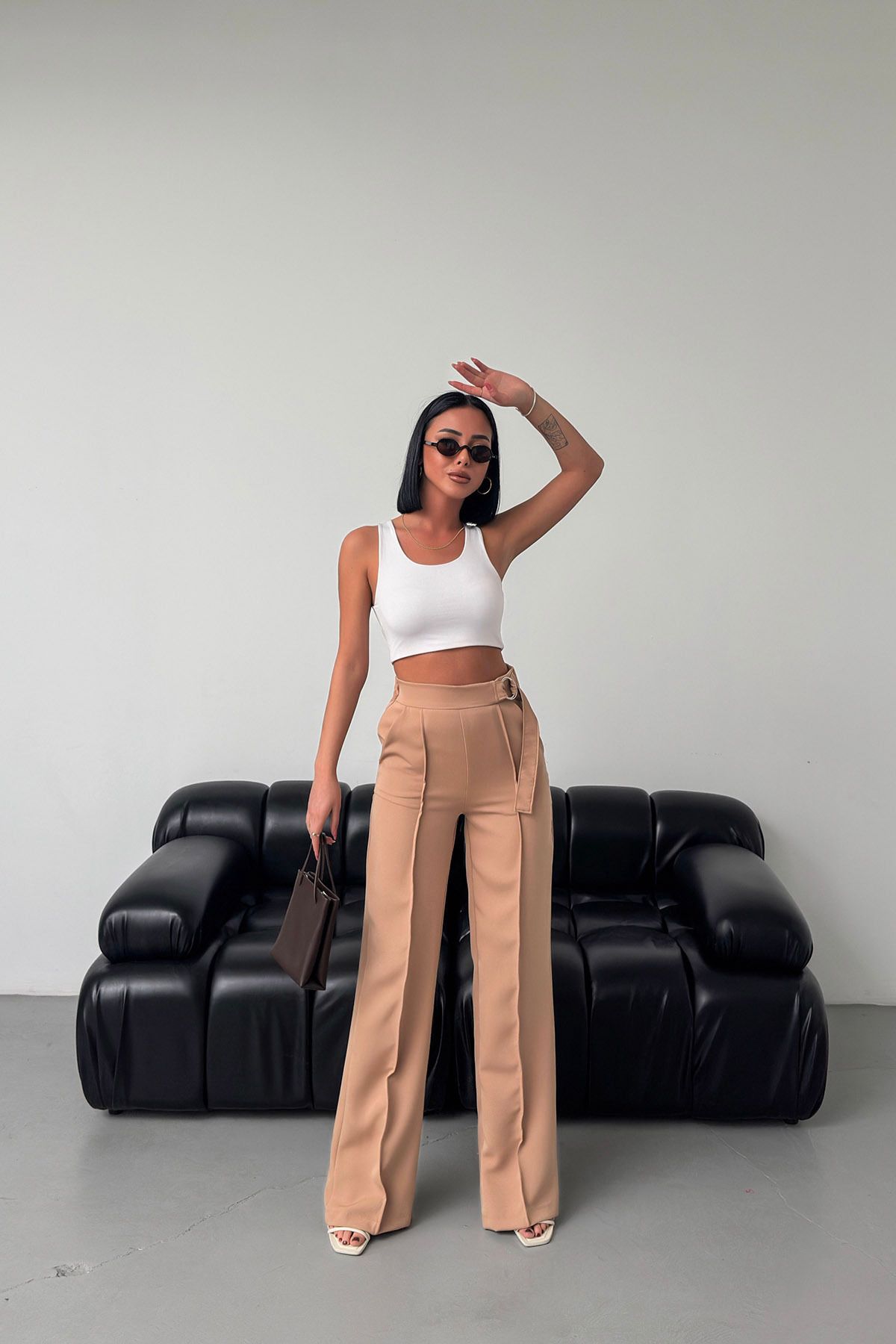 OUZ Fashion-Women's Trousers with Metal Buckle 1