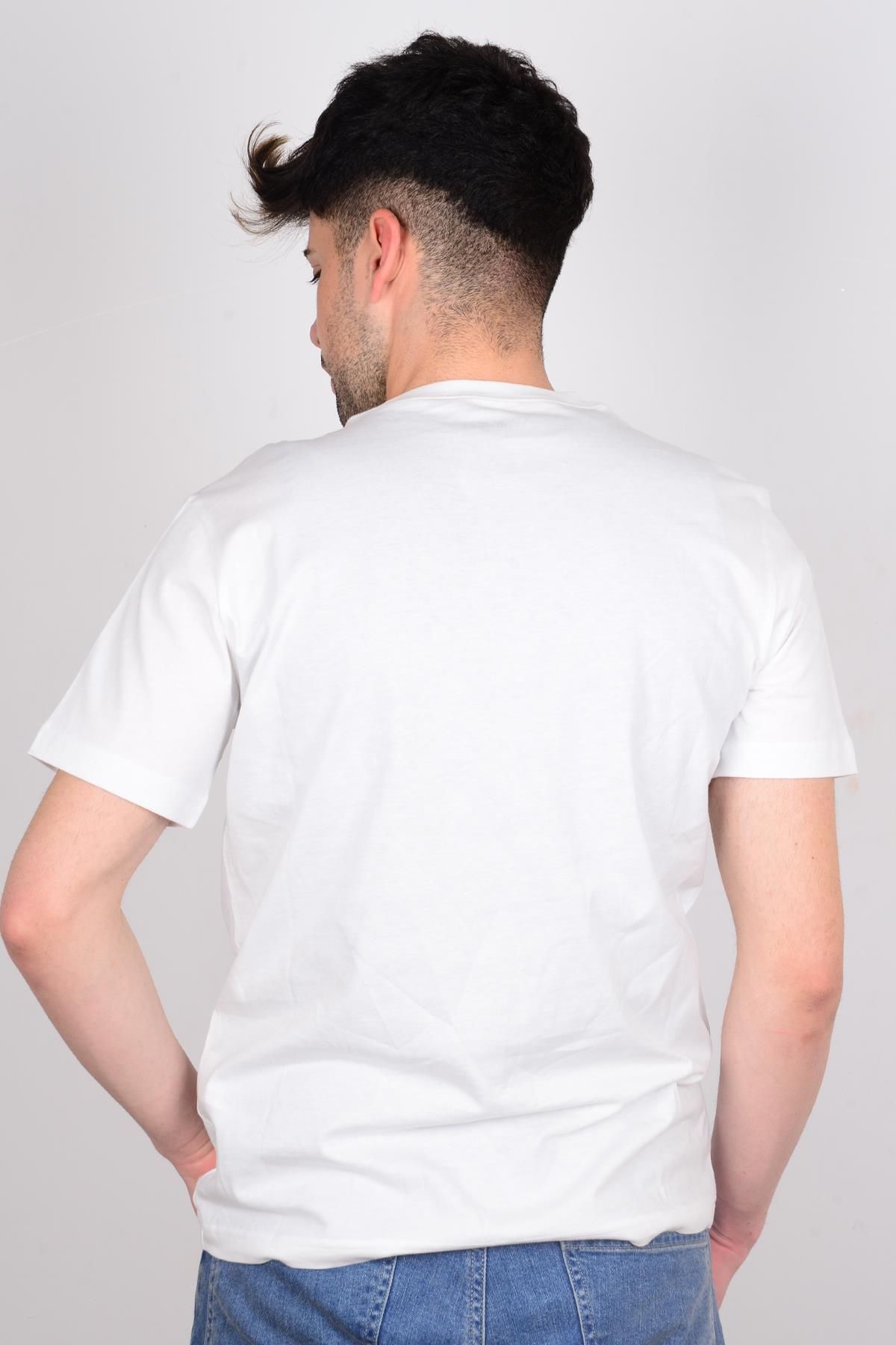 Wrangler W211922102 تی شرت مرد یقه مکتوب جبهه سفید