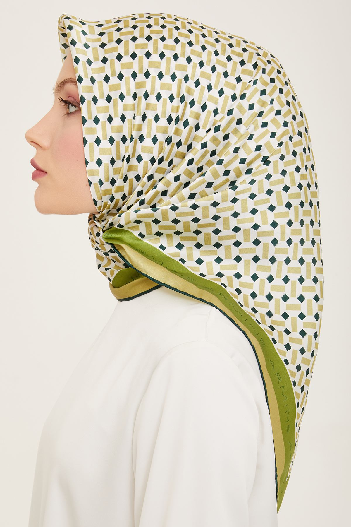 روسری زنانه آرمینه | E24YA9151D02 Armine - Image 2