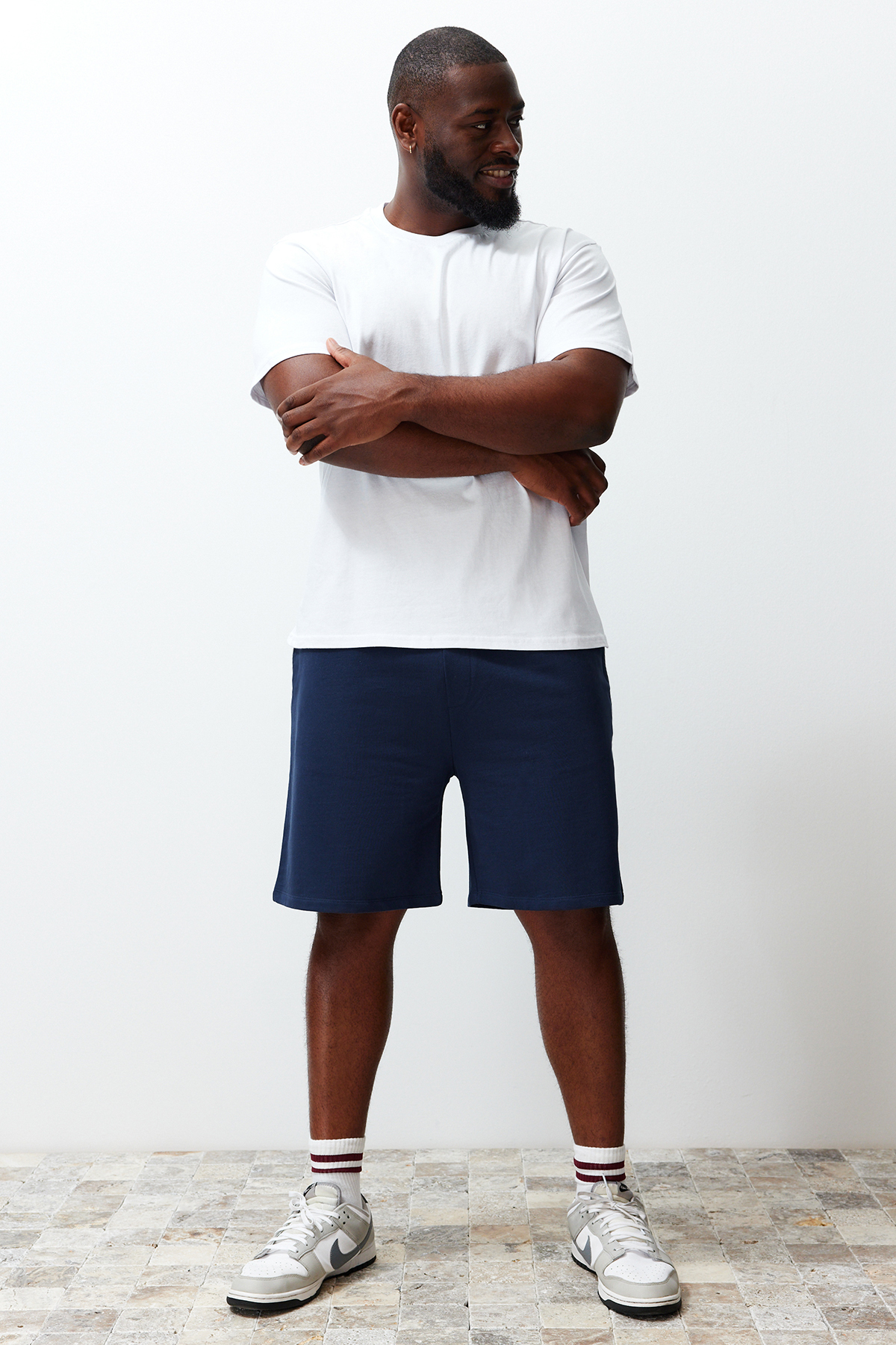 Trendyolmilla  Büyük Beden Gri-Lacivert 2'li Paket Regular/Normal Kesim %100 Pamuklu Şort TMNSS24AP00000 - Görsel 2