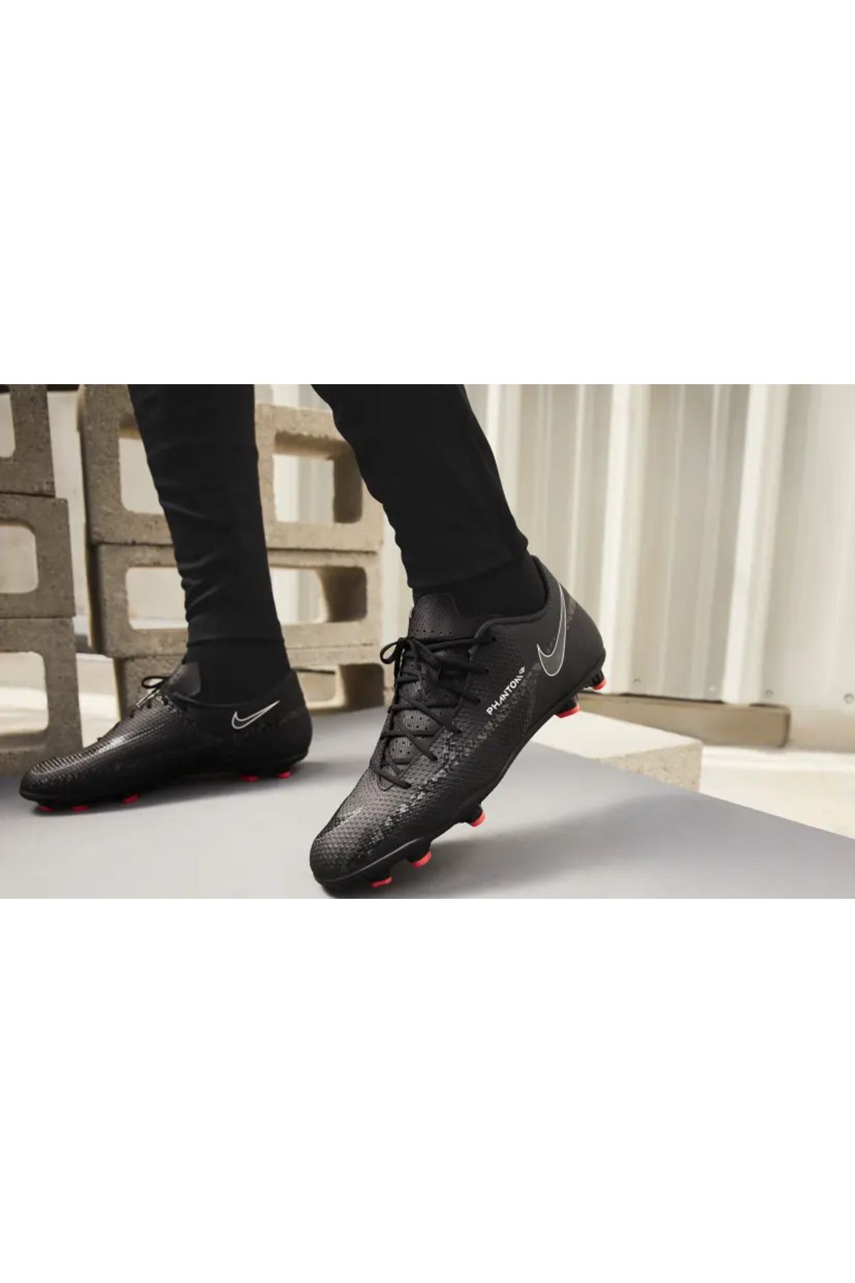 کفش فوتبال استوک دار نایکی CNG-STORE®GT2