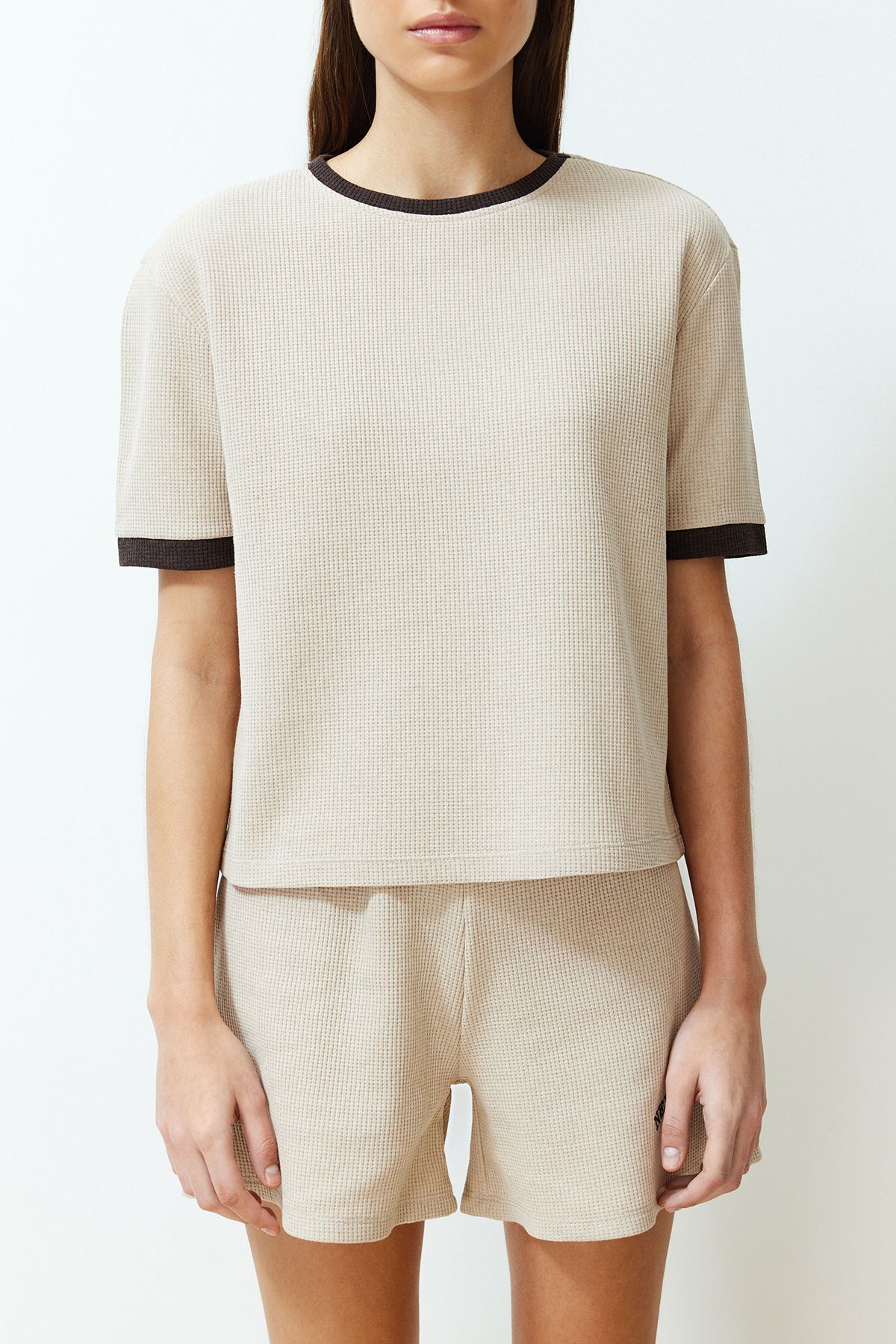 Trendyol Collection-Waffle Print Beige-Color Blocked Slogan Knitted Pajamas Set Thmss24Pt00217 4