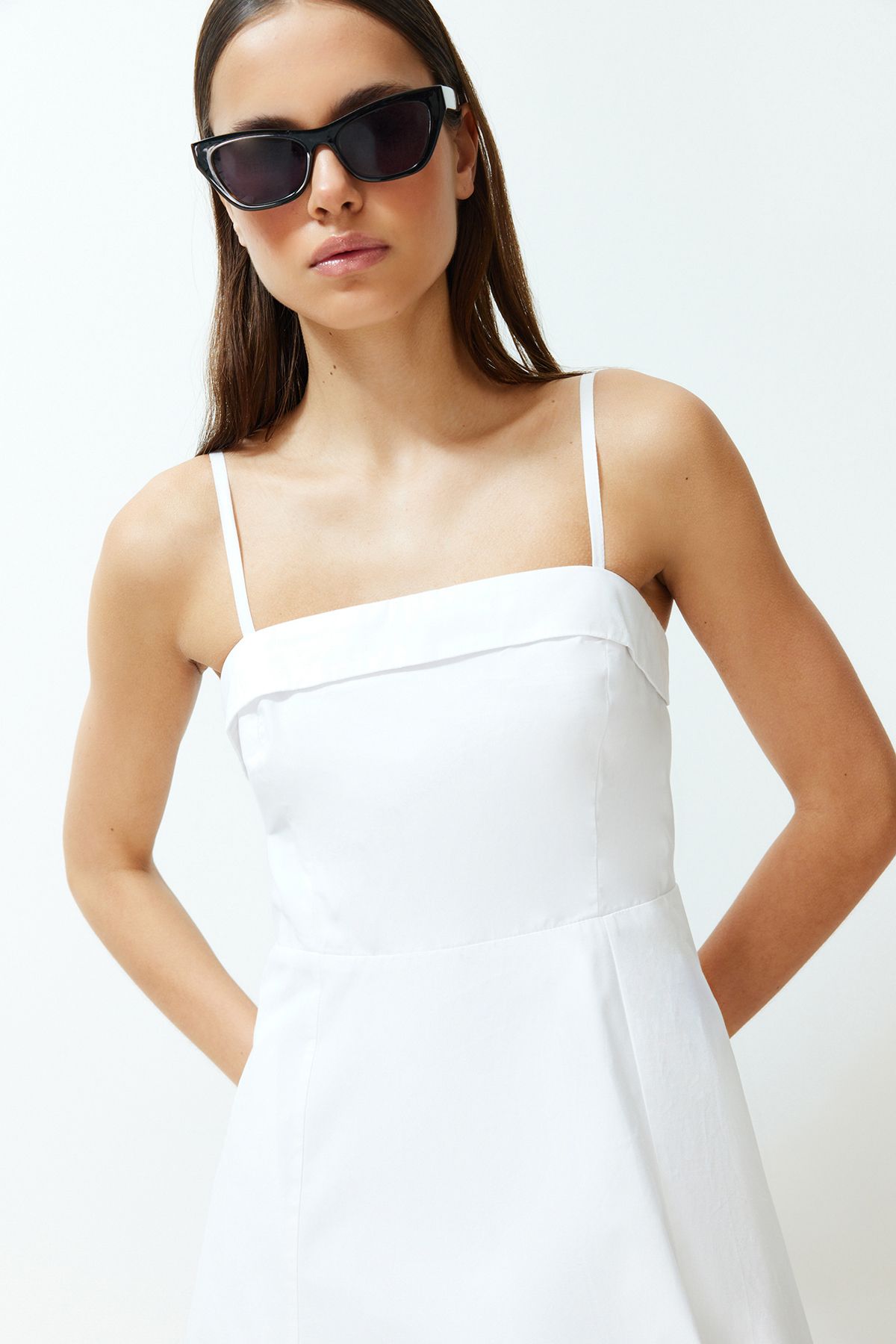 Trendyol Collection-Біла ткана сукня міді з бавовняного попліну 100 % TWOSS24EL00031 3