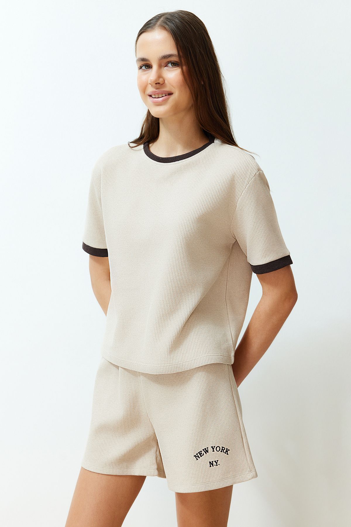 Trendyol Collection-Waffle Print Beige-Color Blocked Slogan Knitted Pajamas Set Thmss24Pt00217 3