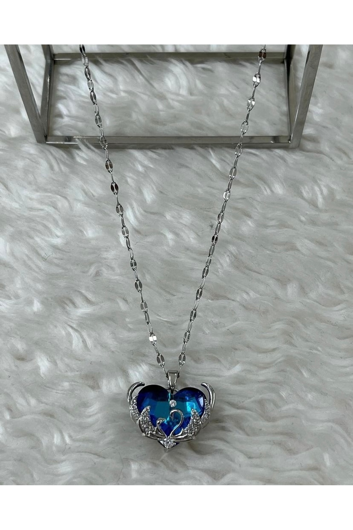 Çelik İkili Kuğu Detaylı Mavi Kristal Kalp Kolye
