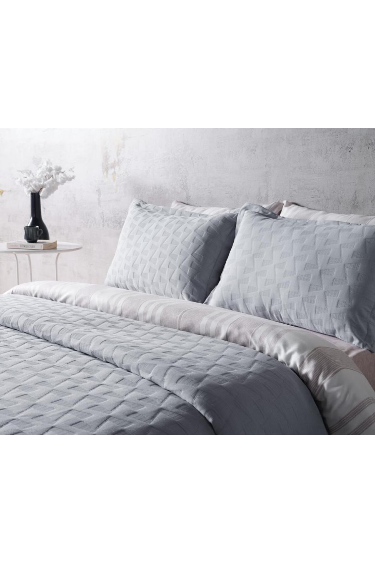 Lolavien-Silva Single Bedspread - Gray 5