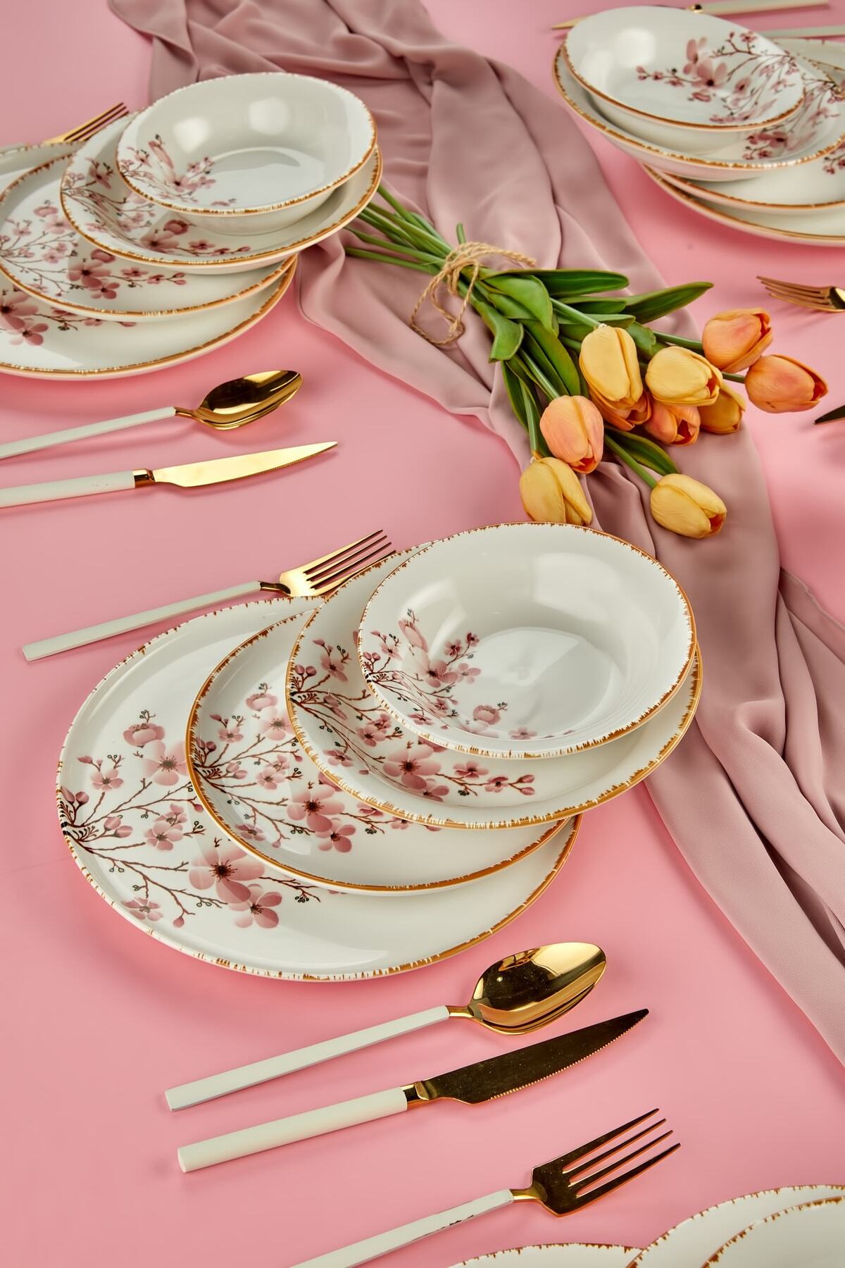 The Sakura 陶磁器皿 6枚セット 約20cm 15㎝金縁付き teknotrust Beyaz Sakura Çiceği Lüx Seramik 24 Parça Yemek Takımı