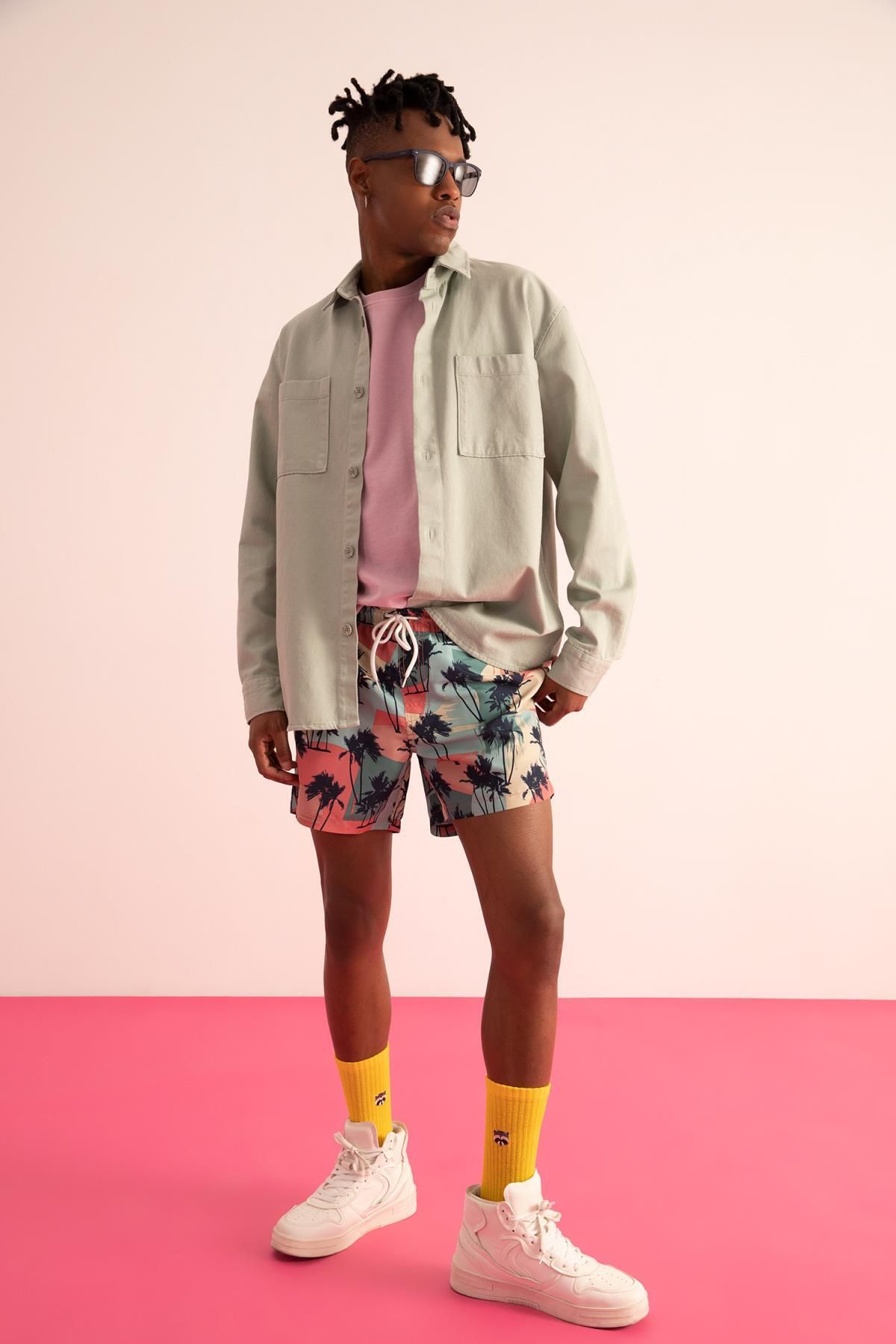 DeFacto-Above Knee Palm Tree Patterned Swim Shorts 2