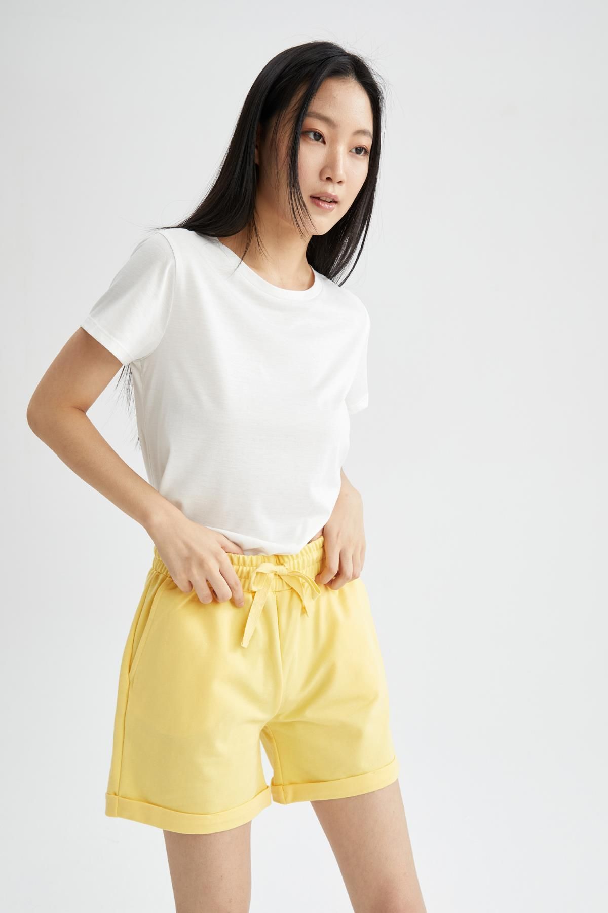 DeFacto-Regular Fit Basic Bermuda Shorts U4066az22hs 3