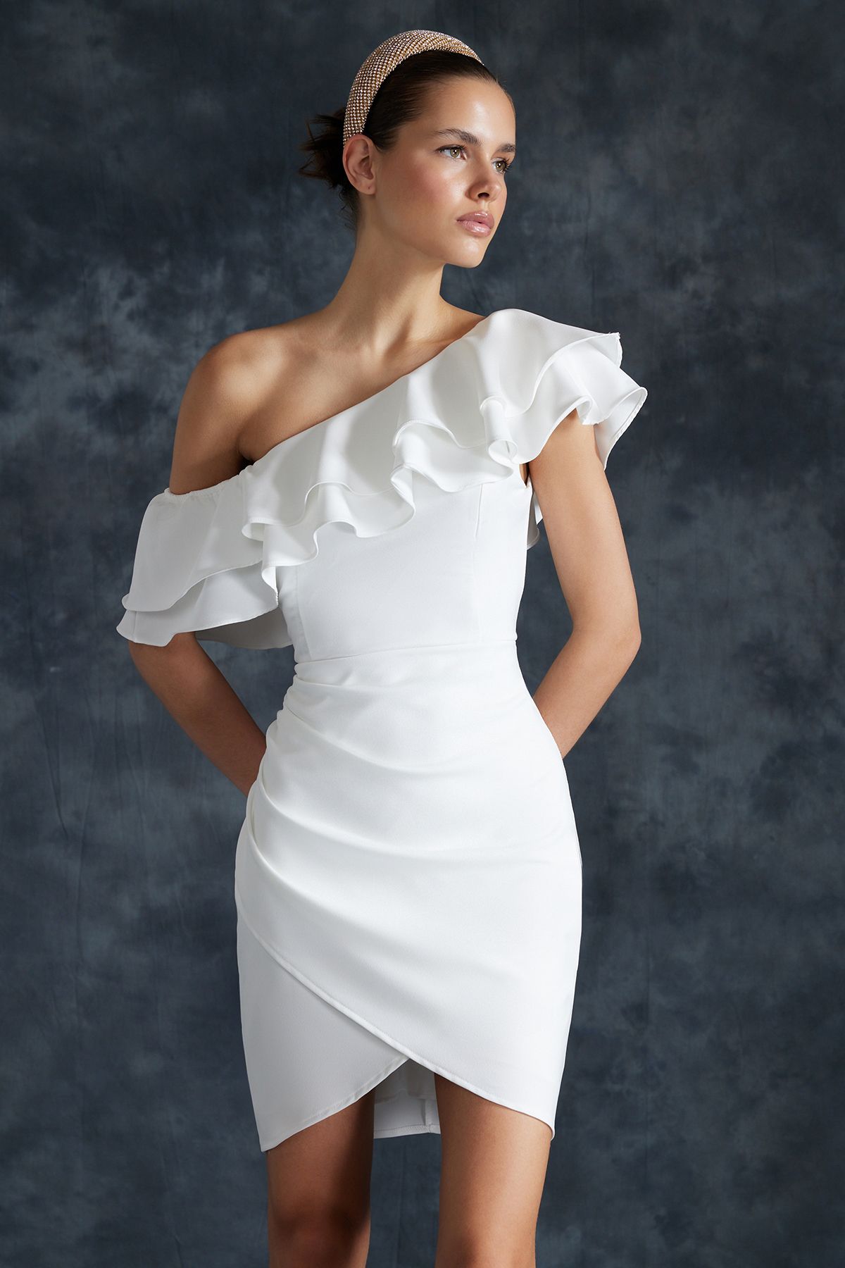 Trendyol Collection-Νυφικό Λευκό Νυφικό Βραδινό Φόρεμα Κοντό Νυχτερινό Φόρεμα Αποφοίτησης με Λεπτομέρεια Φόδρα TPRSS24EL00013 1