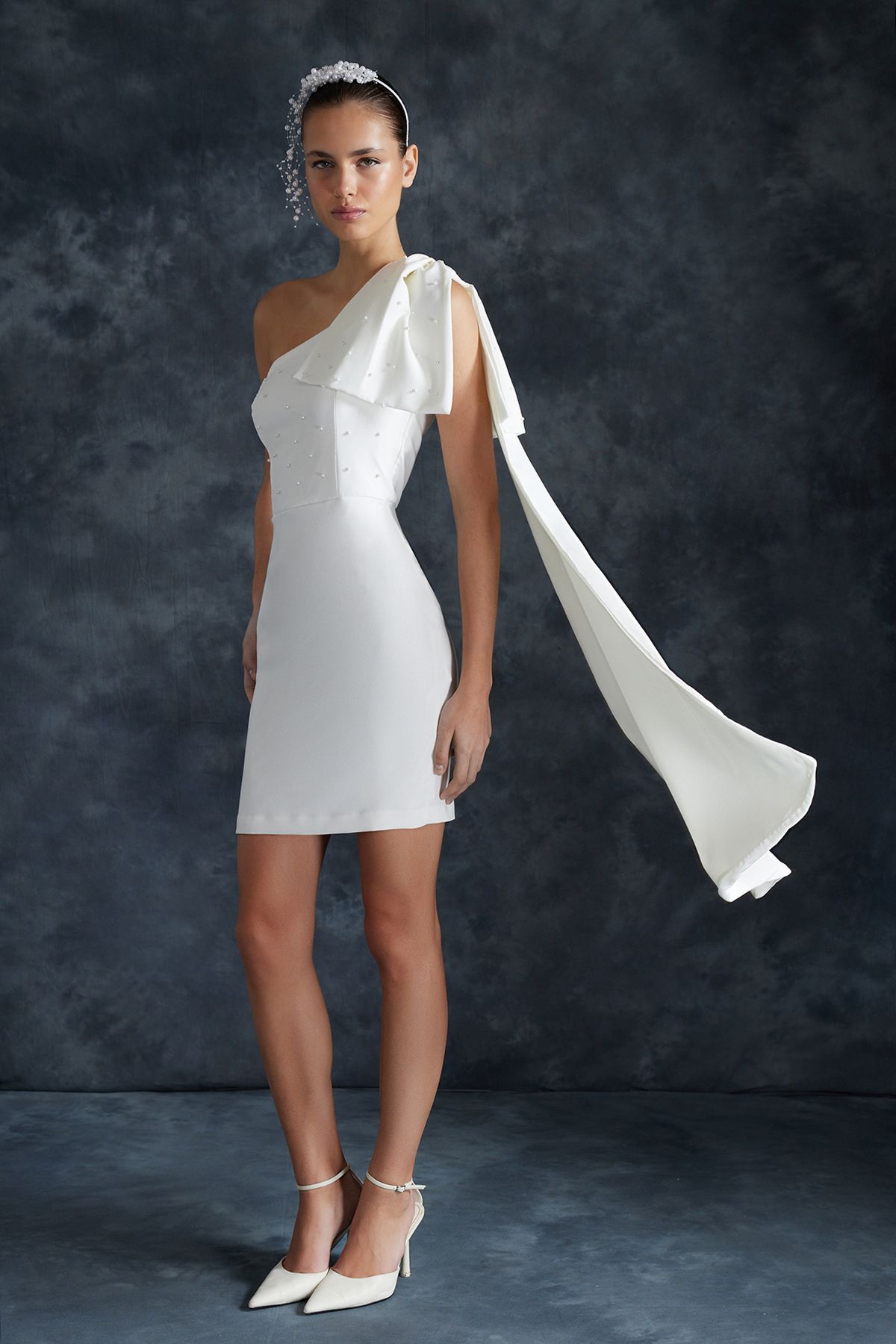 complete the look image