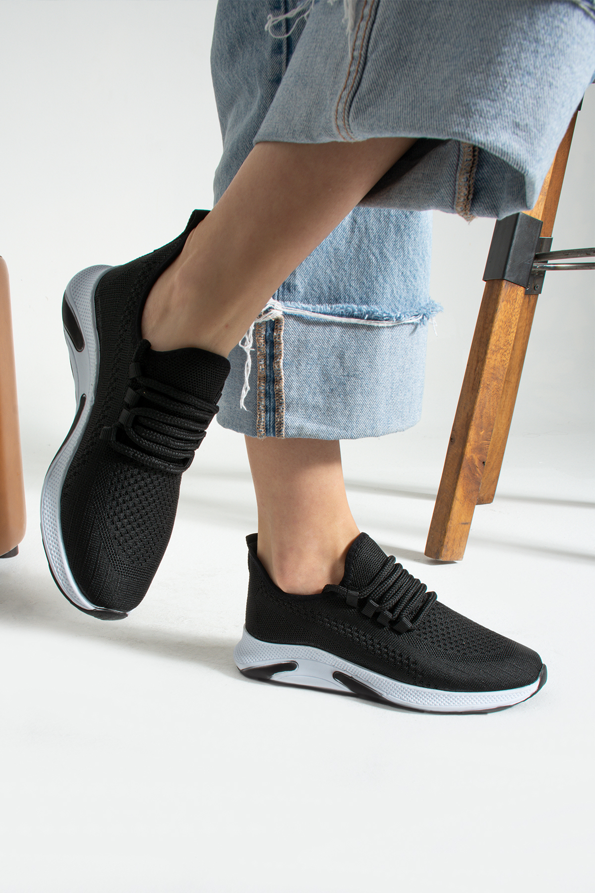 Siyah Beyaz Unisex Sneaker