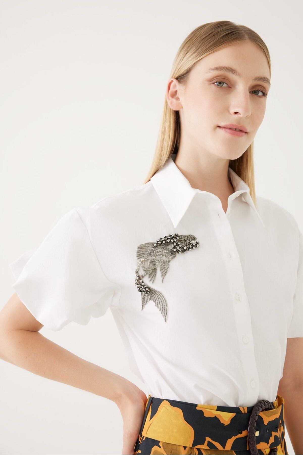 Exquise Каменная рубашка с рыбным узором fish-pattern-stone-shirt-e24y04208005