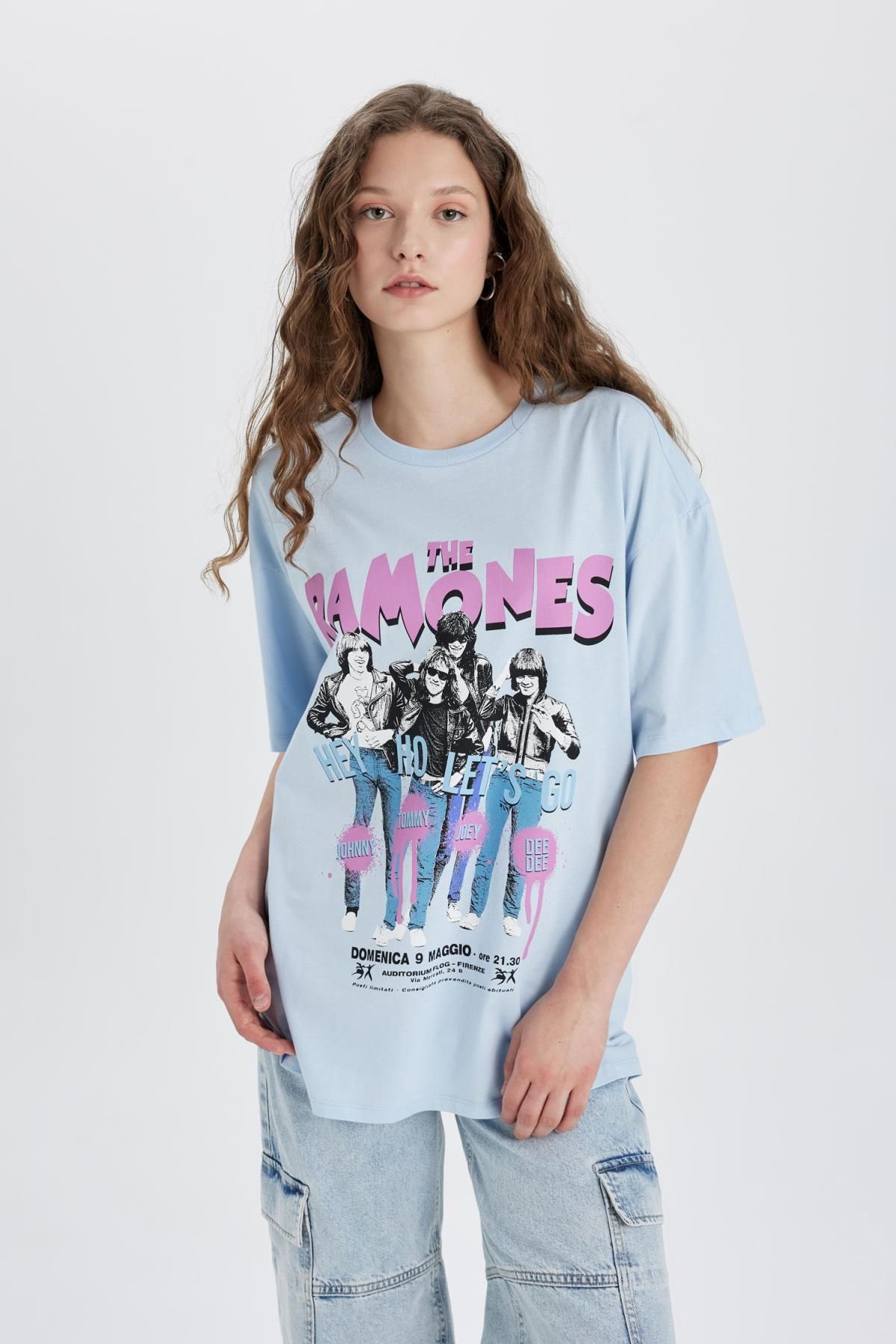 تیشرت آستین کوتاه یقه پرینت شده Ramones Oversize Fit
