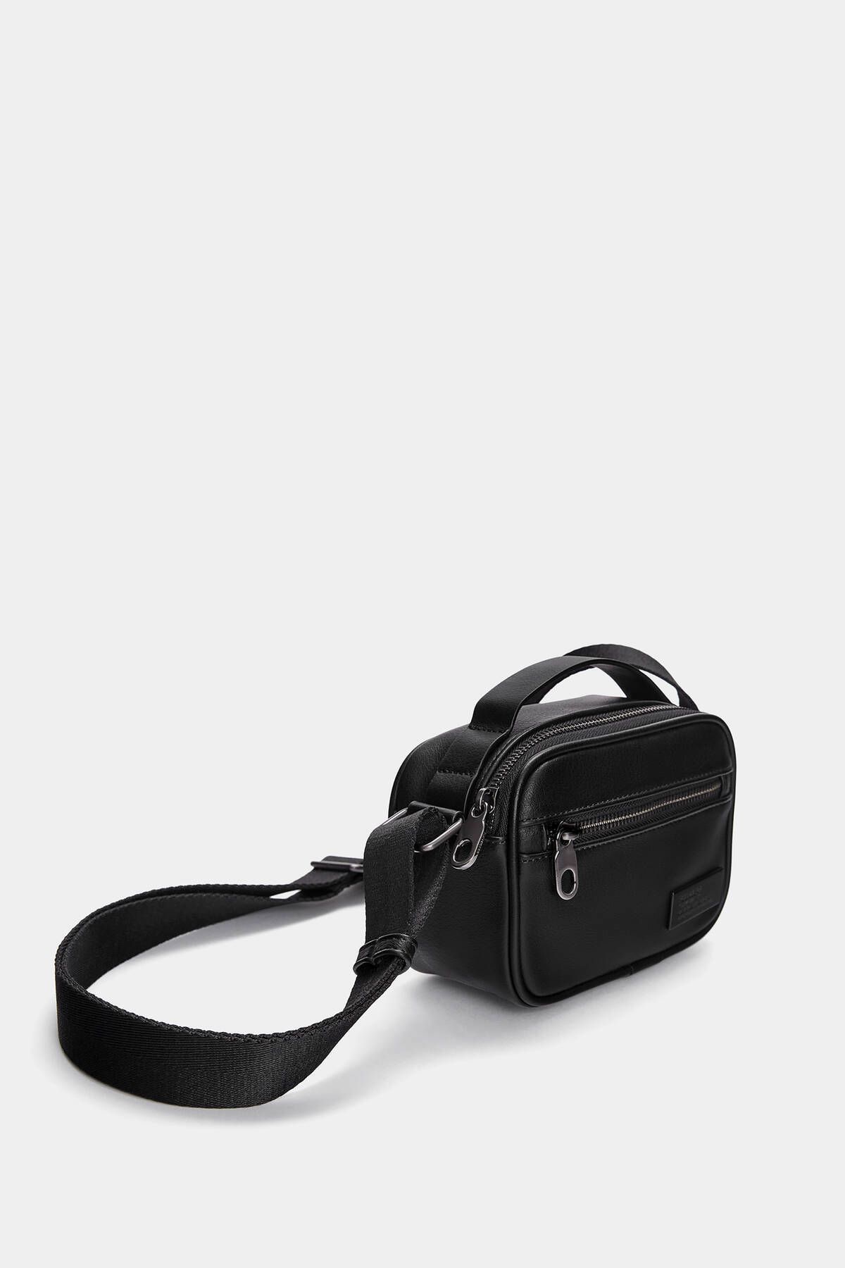 Городская мини-сумка Pull & Bear Crossbody 15011340