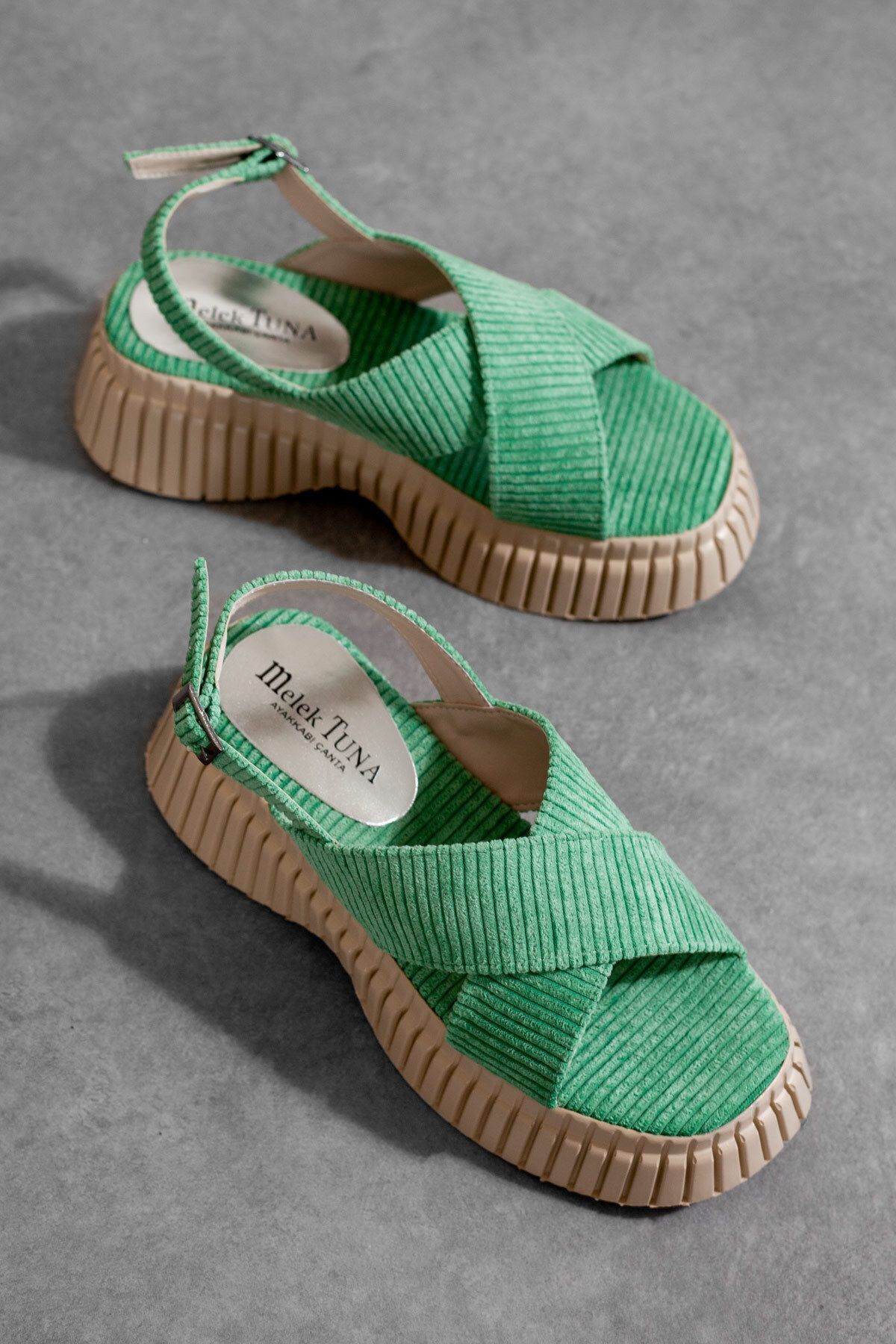 صندل زنانه سبز Melek Tuna | 26SDRÇPRZ310 اورجینال - تصویر 4