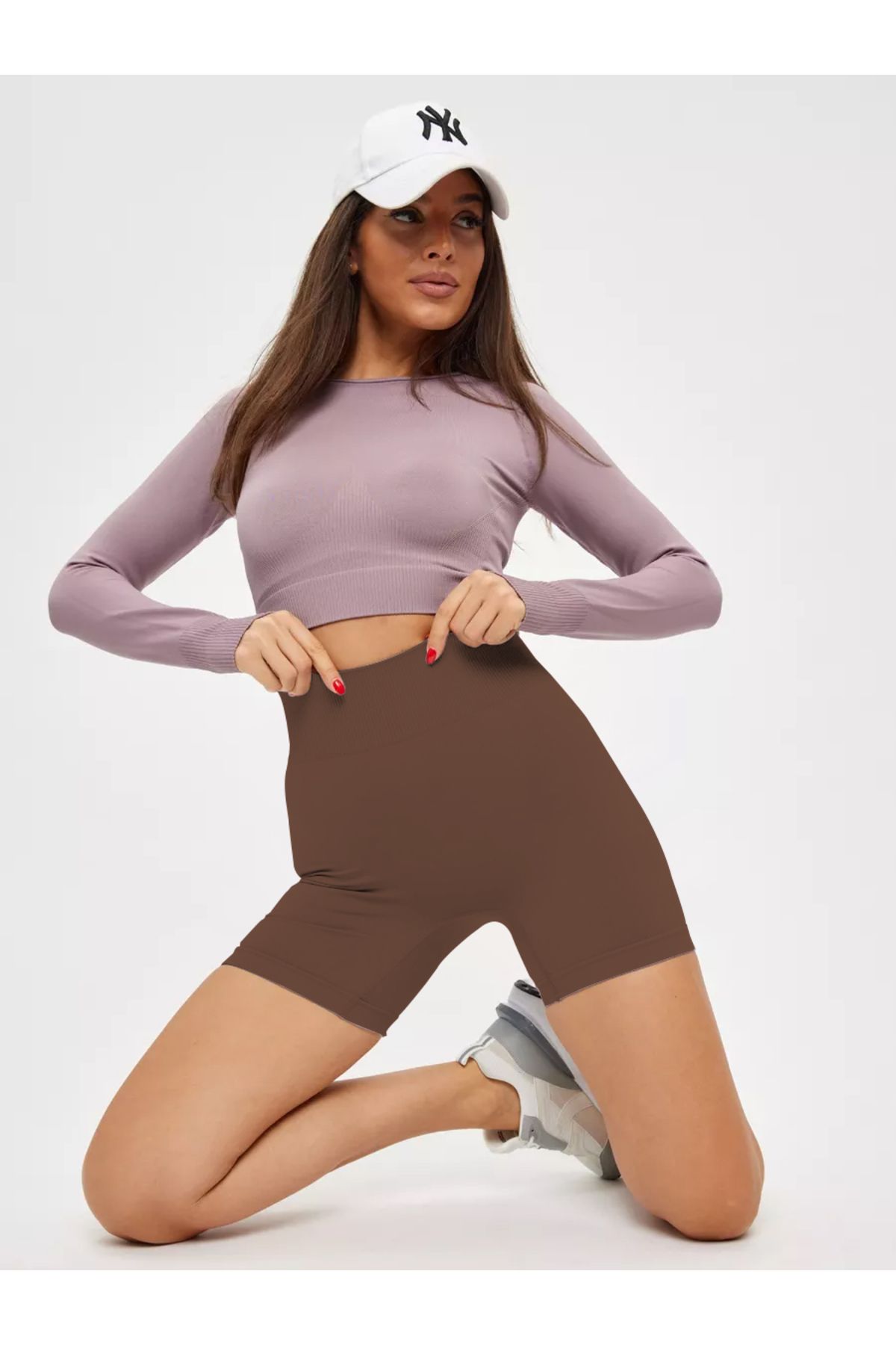 MİSTİRİK-Jerovin Model Recovery Knitted Seamless Push Up Short Shorts Brown Color 3
