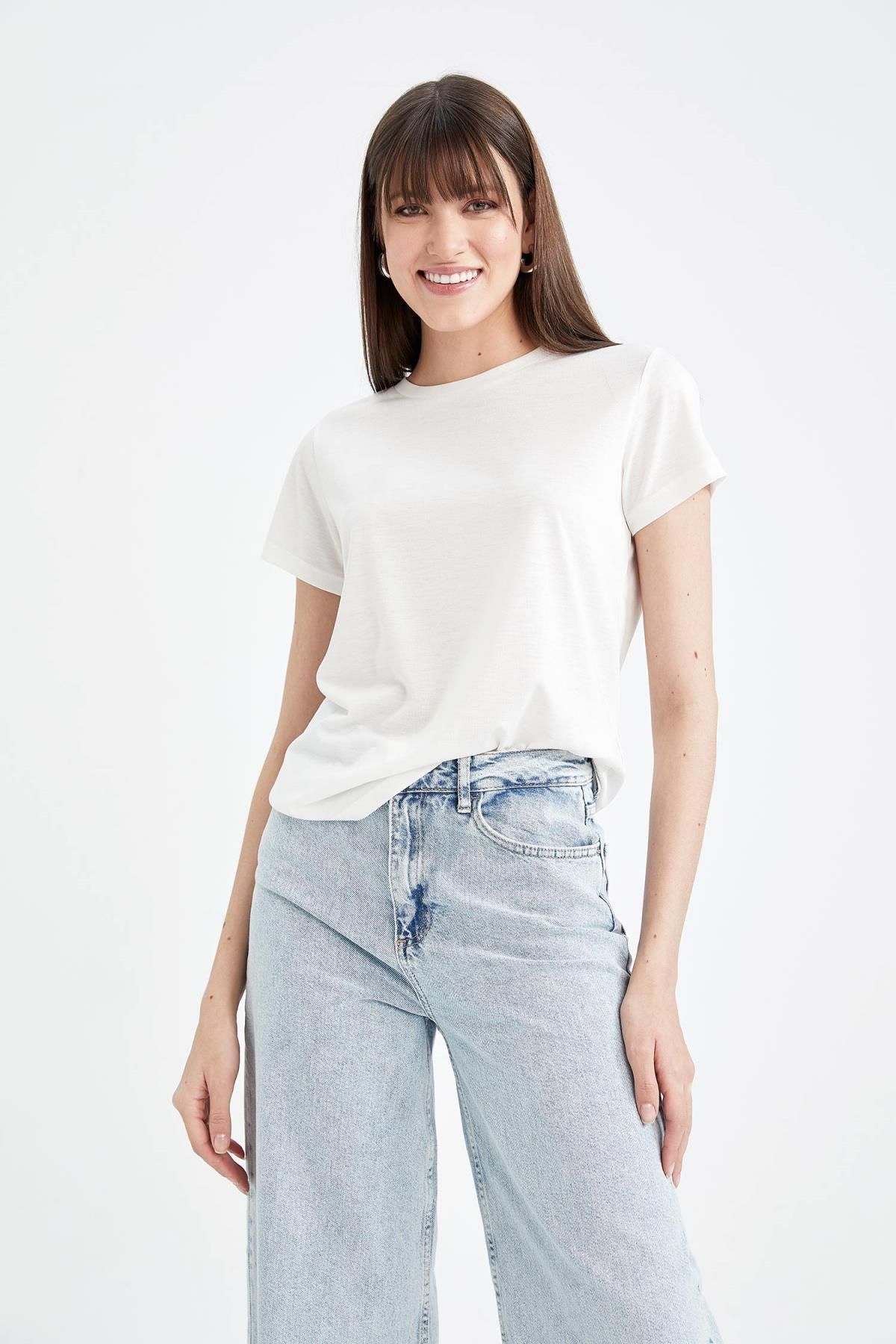 DeFacto-Tričko Regular Fit Crew s krátkym rukávom W7299az23sm 3