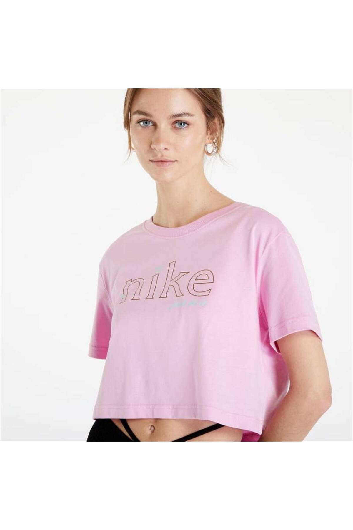 Nike pink crop hotsell