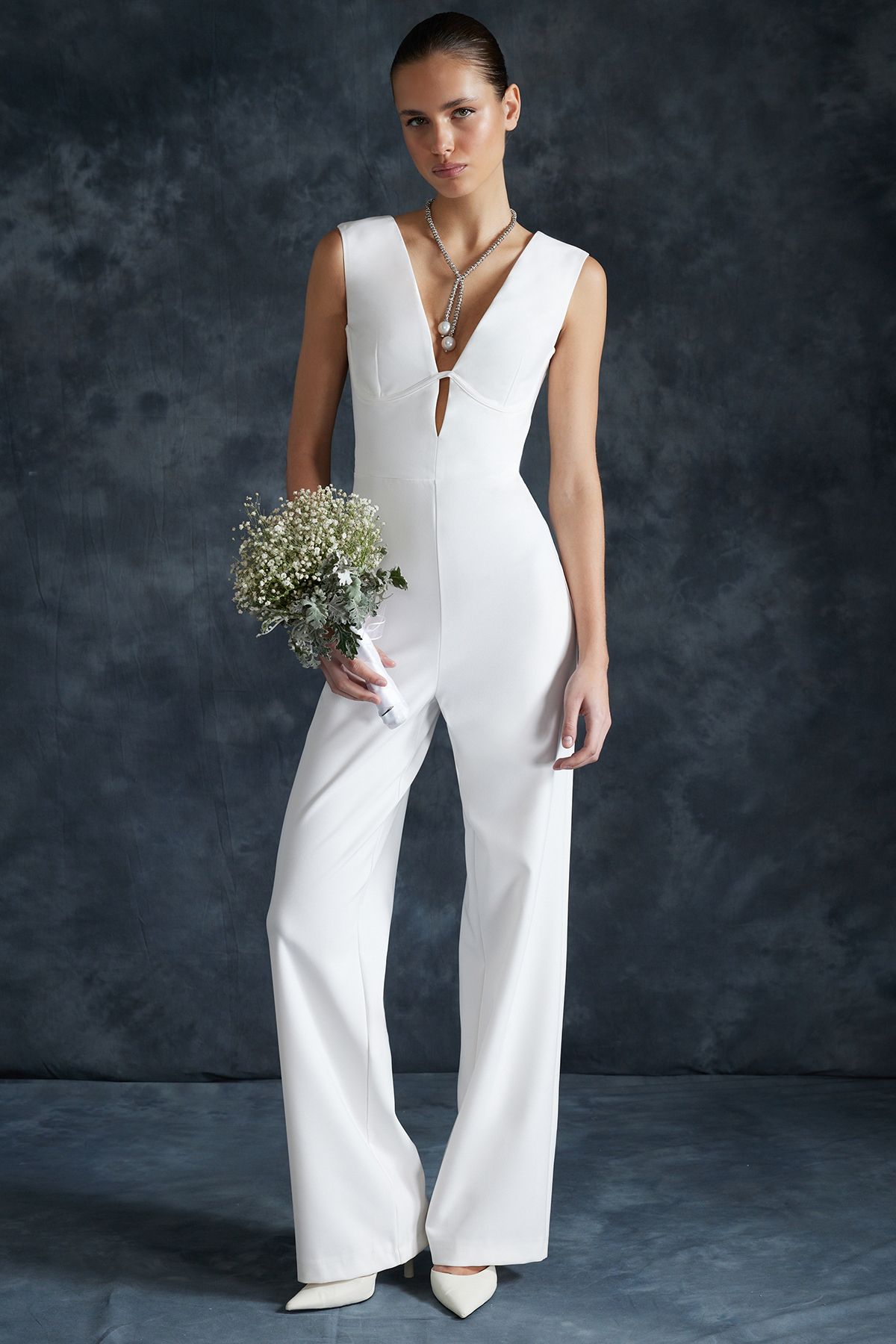 complete the look image