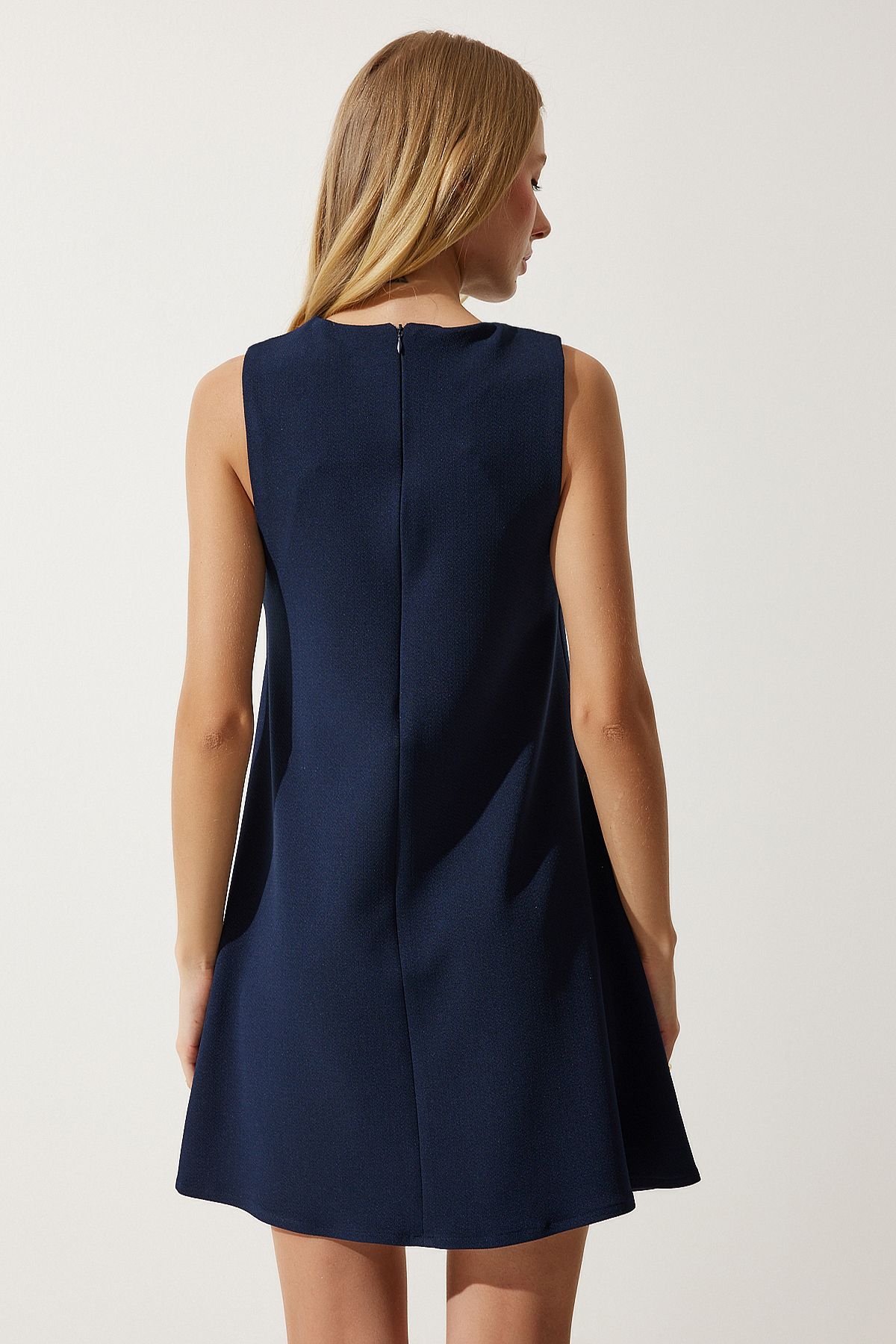 Happiness İstanbul-Marineblaues Sommer-Glockenkleid mit Rundhalsausschnitt für Damen RV00160 8