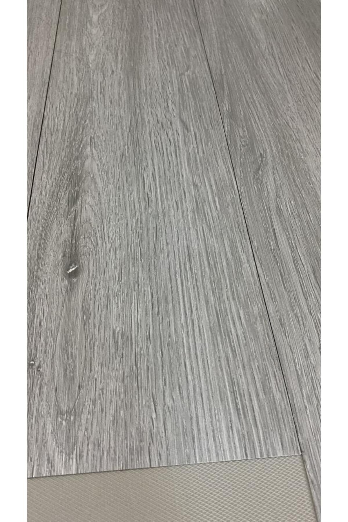https://cdn.dsmcdn.com/ty1190/product/media/images/prod/SPM/PIM/20240229/12/7b48f72f-8731-3451-96db-176c47dd7595/1_org_zoom.jpg