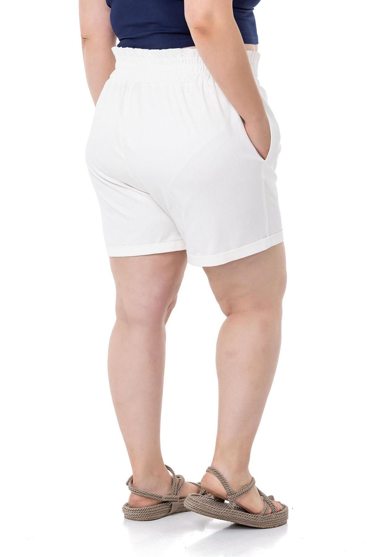 DISENTIS MODEST-Plus Size Gabardine White Shorts with Side and Back Elastic Waist and Fold Detail 3