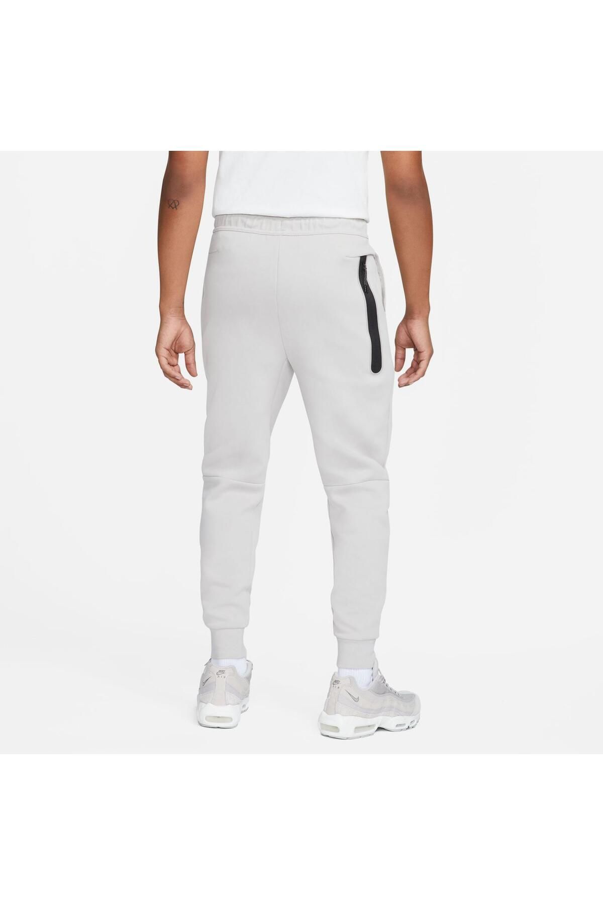 Nike jacket and sweatpants discount