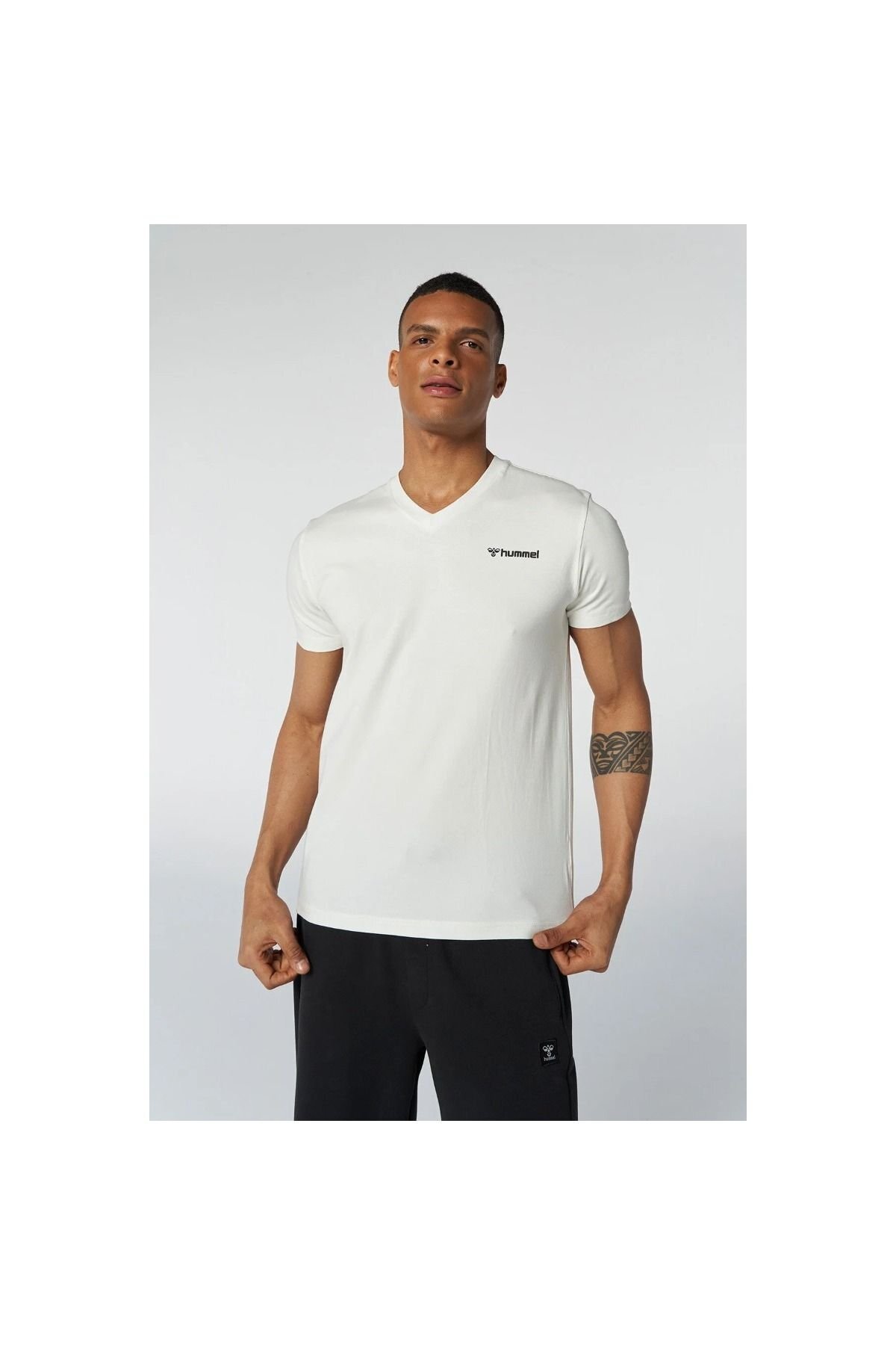 hummel Kaise Erkek Beyaz V Yaka Tişört 911641 9003 Fiyatı Yorumları