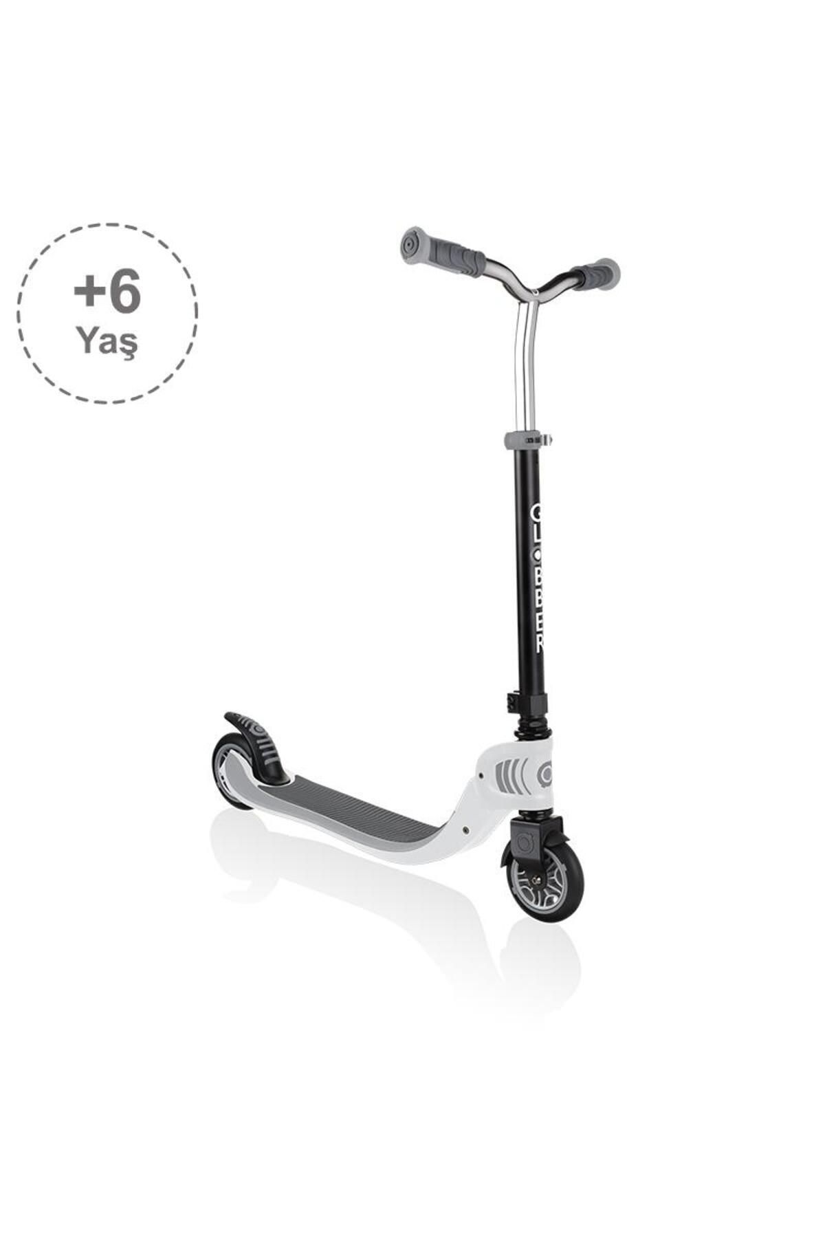 Globber flow hot sale 125 lights scooter