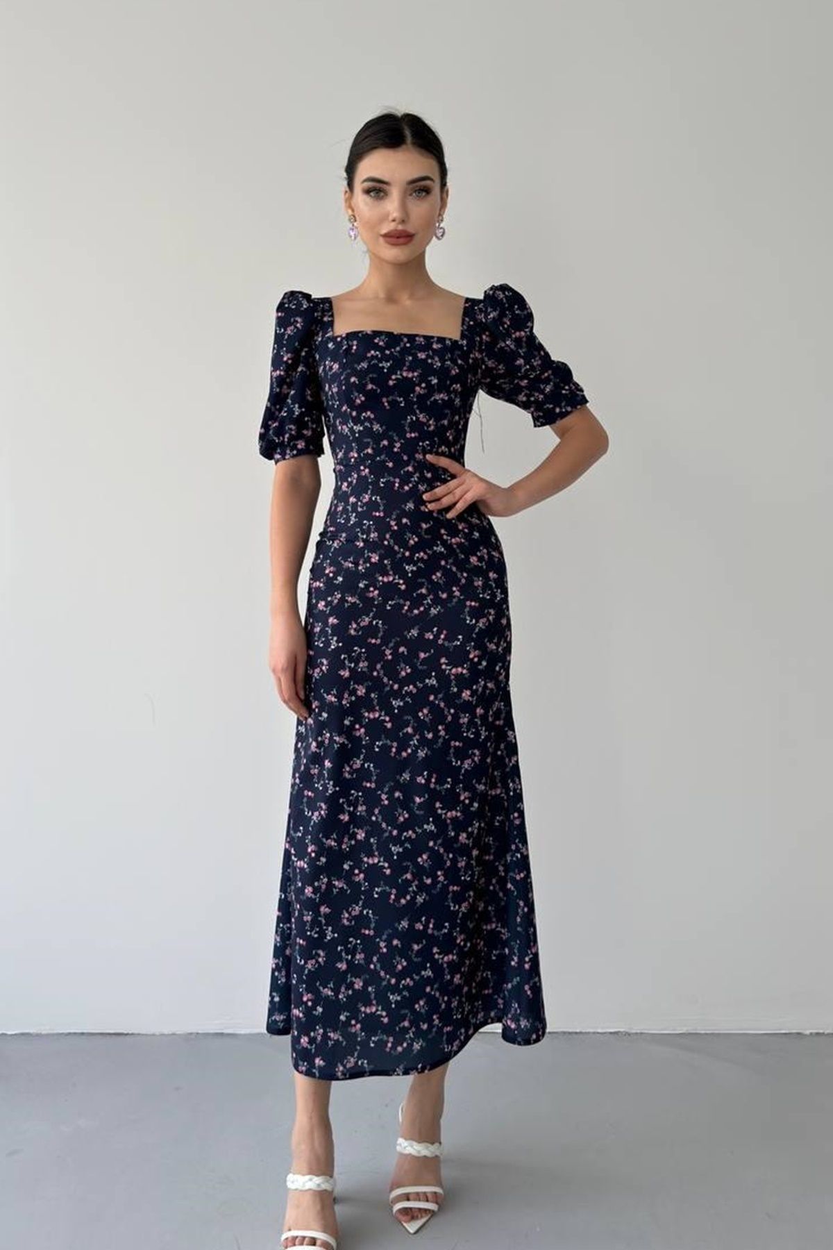 lovebox-Damen-Midi-Abendkleid 226 aus Kreppstoff mit quadratischem Kragen und Prinzessinnen-Ärmeln, Blumenmuster 5