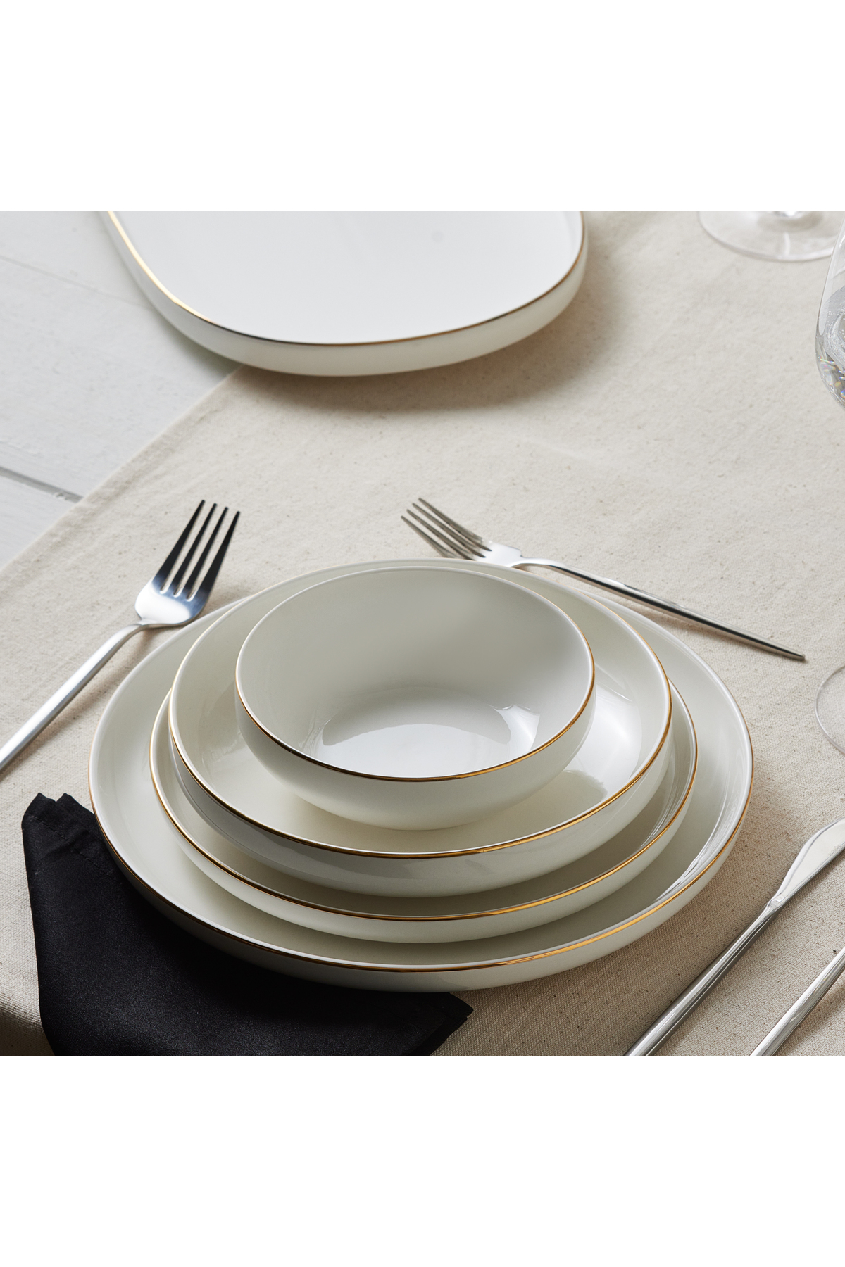 Karaca Saturn Streamline Sada nádobí – pro 4 až 19 osob