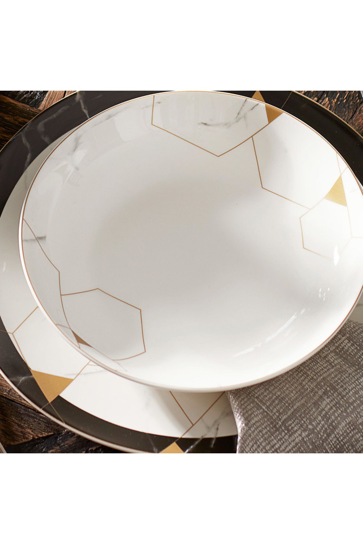 Karaca-Gem Tafelservice für 6 Personen, Teller Set 6 Personen, Porzellan, Dessertteller, Suppenschüssel 5