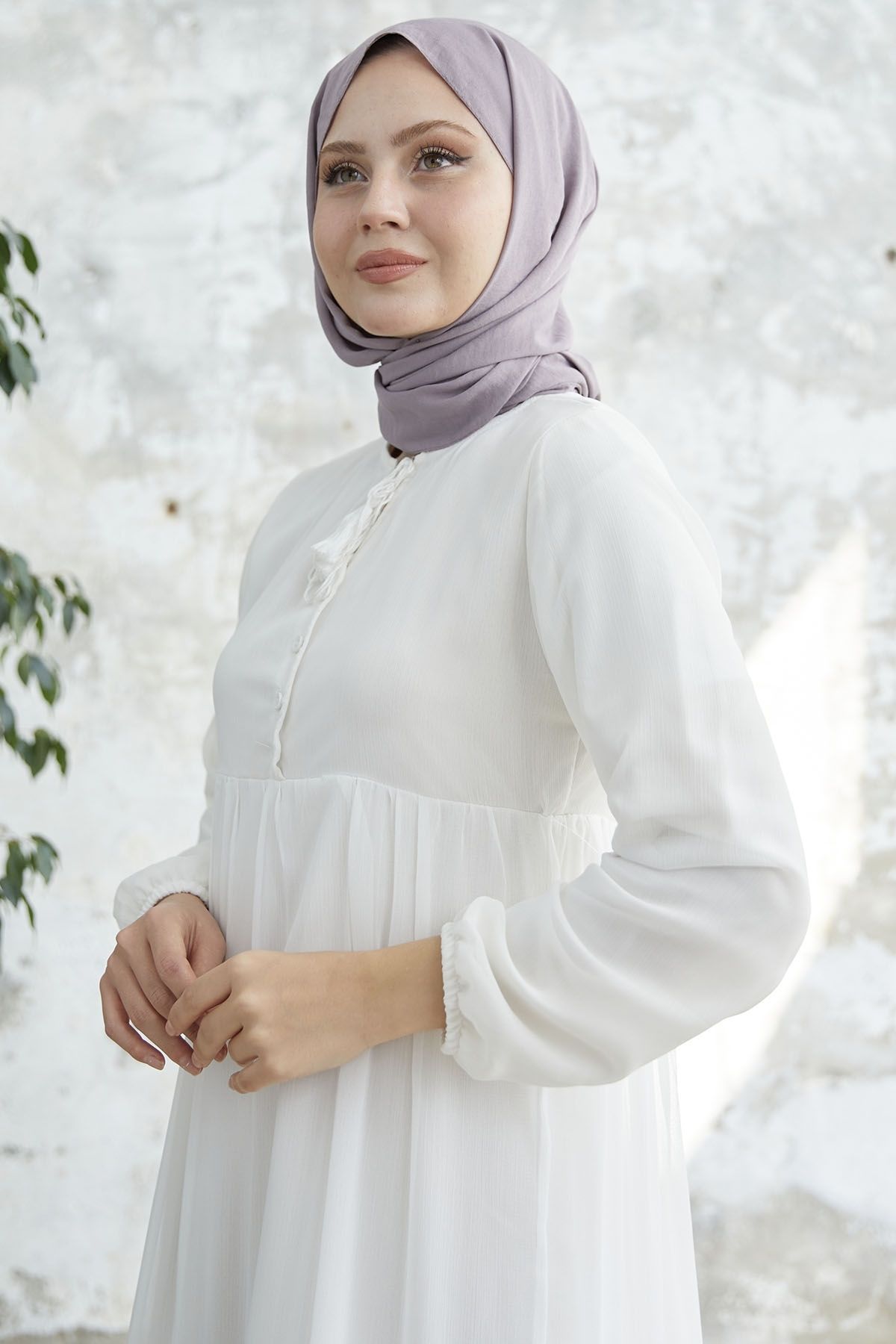 InStyle-Yoryo Chiffonkleid mit Schnürkragen - Weiß 3