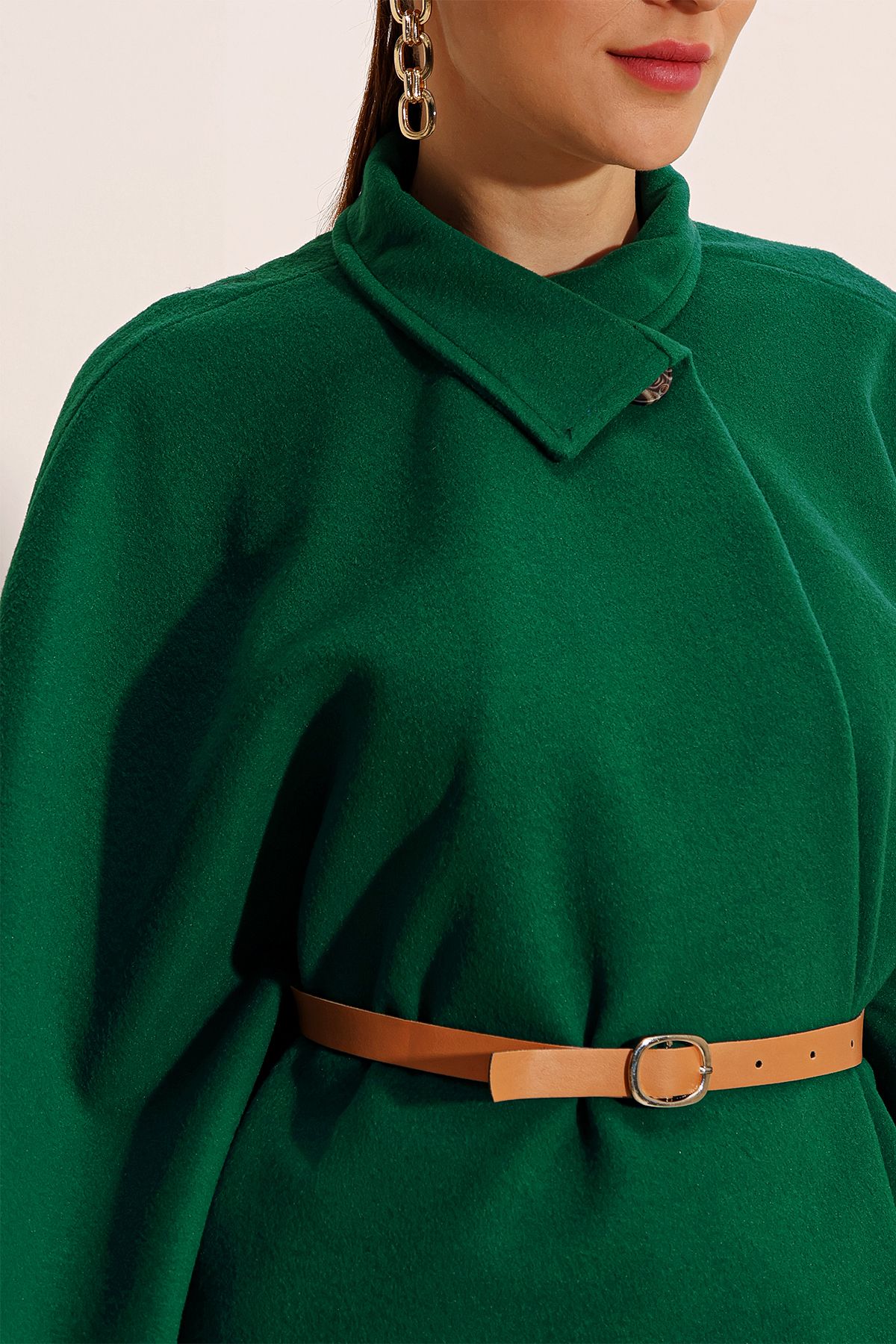Bigdart-9134 Belted Stash Poncho - Emerald Green 5