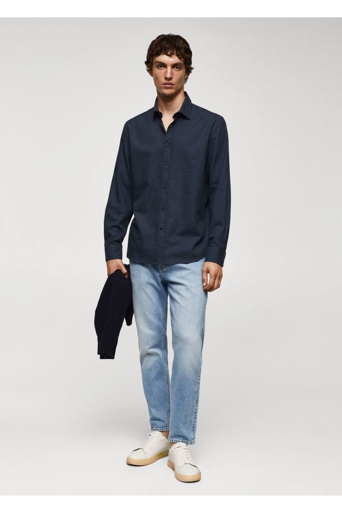 پیراهن مردانه آبی سرمه ای منگوMANGO Man | 57067703 اورجینال - تصویر 2