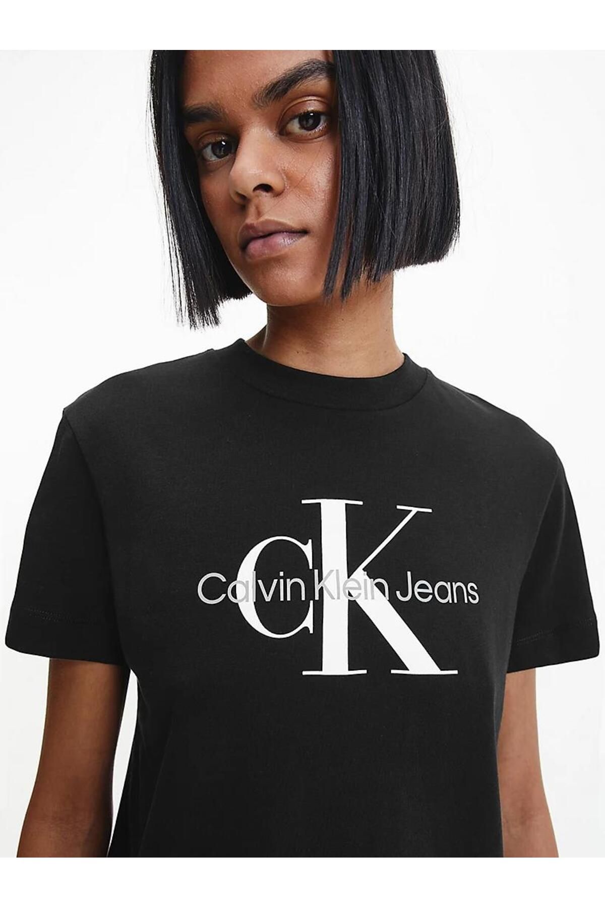 Calvin klein t shirt xs deals