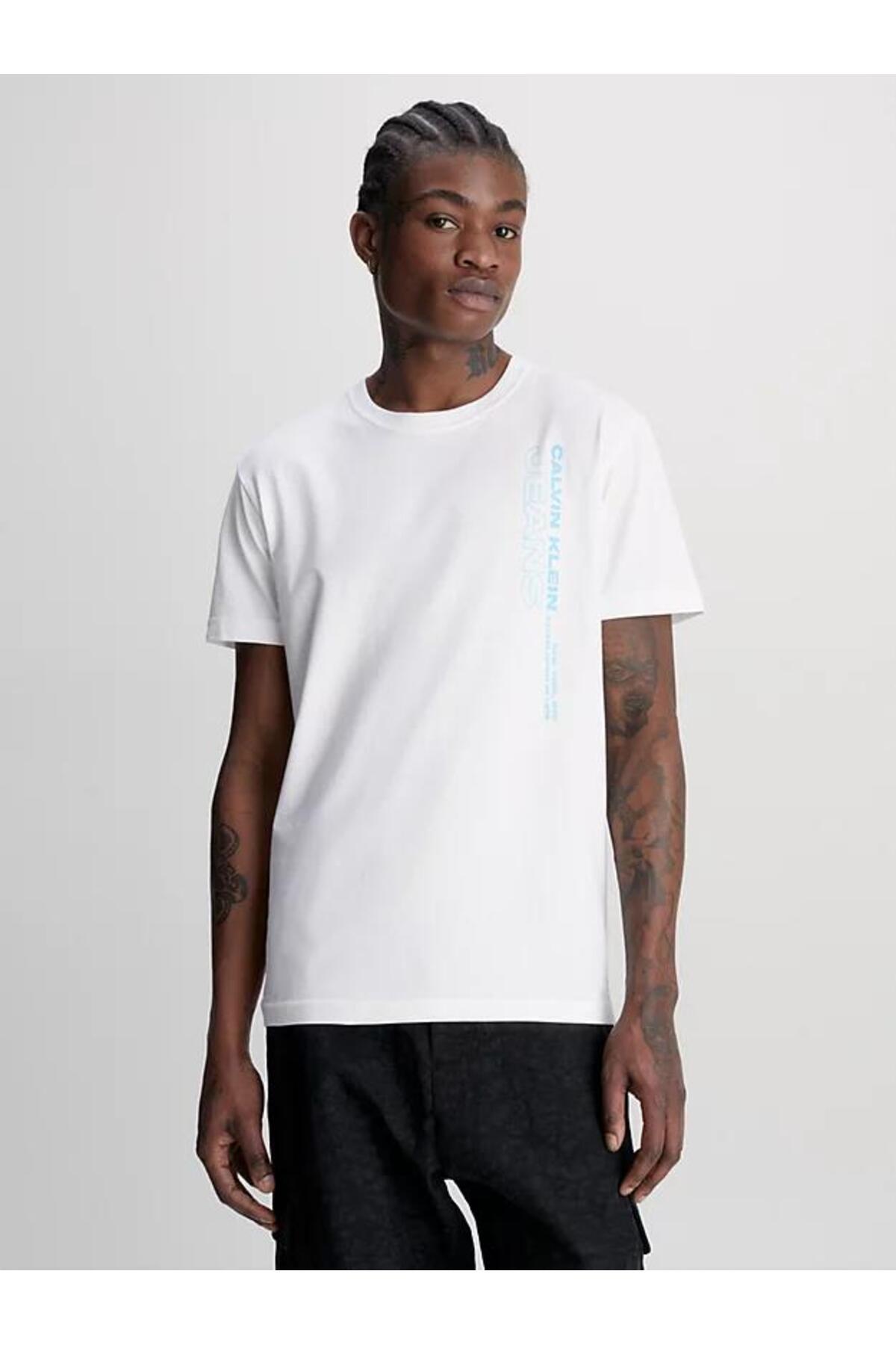 کلوین کلاین تی شرت طرح دار با طرح کلی انباشته