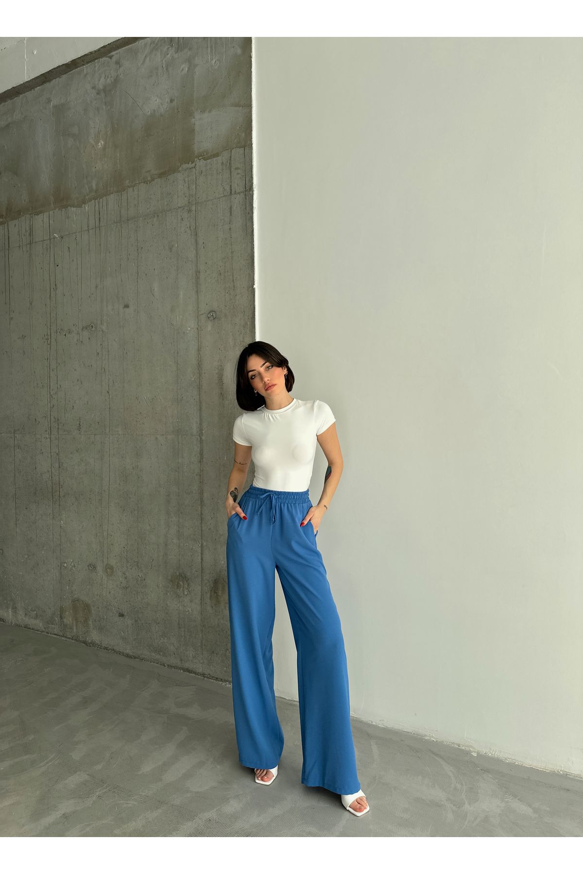 complete the look image