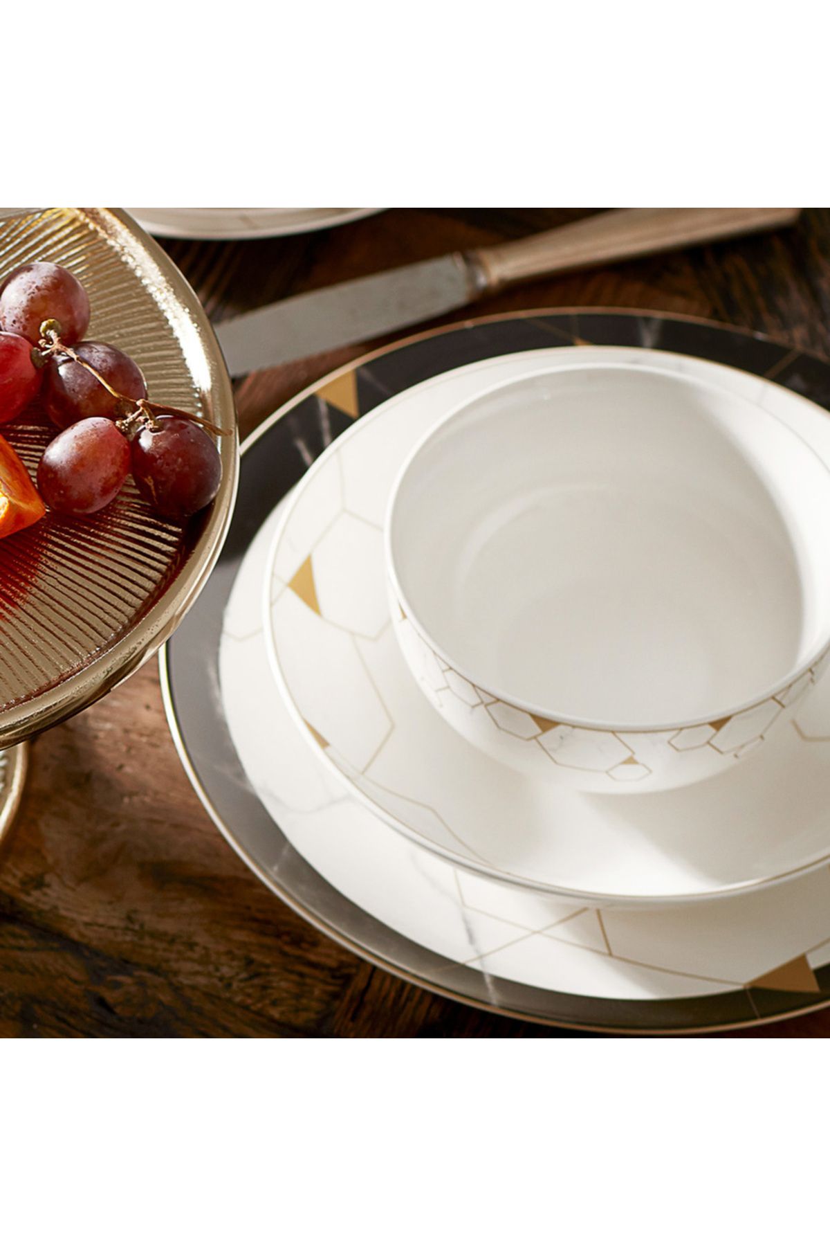 Karaca-Gem Tafelservice für 6 Personen, Teller Set 6 Personen, Porzellan, Dessertteller, Suppenschüssel 7